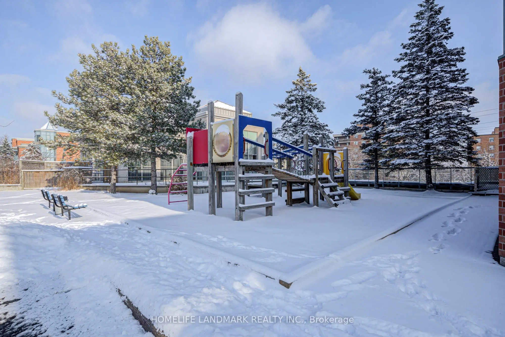 7378 Yonge Street E, #303