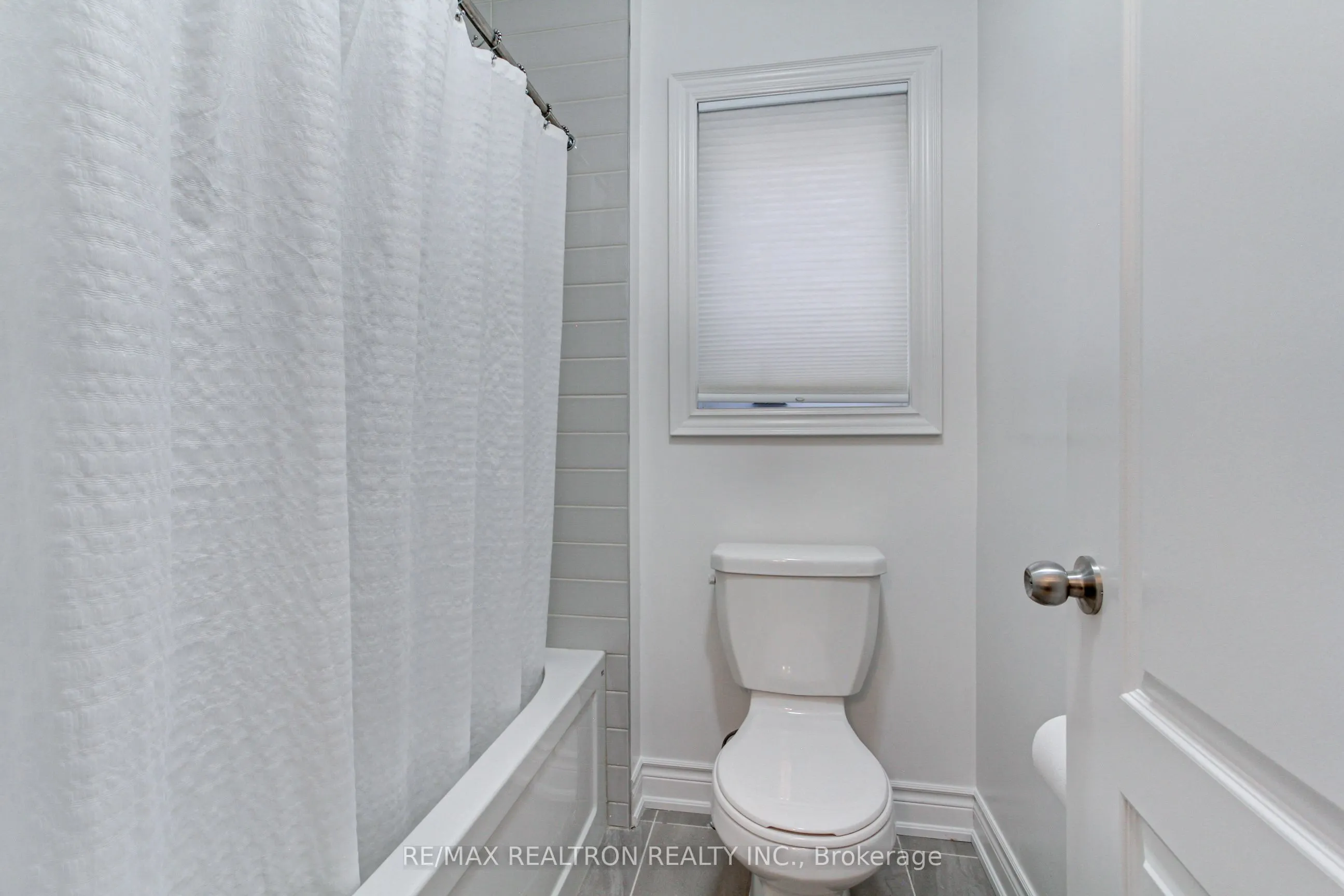 11 Beebalm Lane