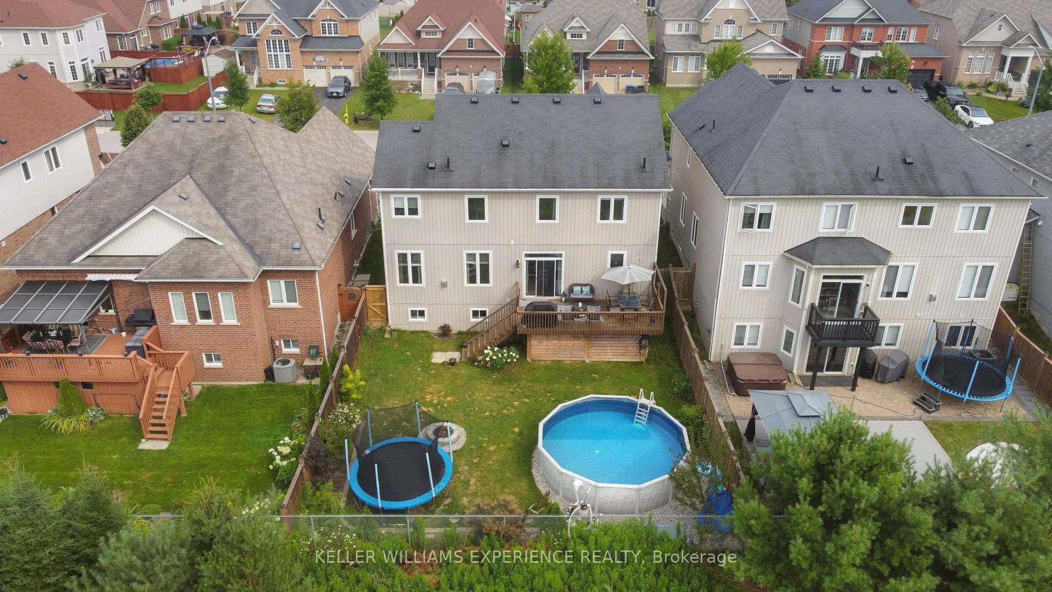 100 Mount Crescent