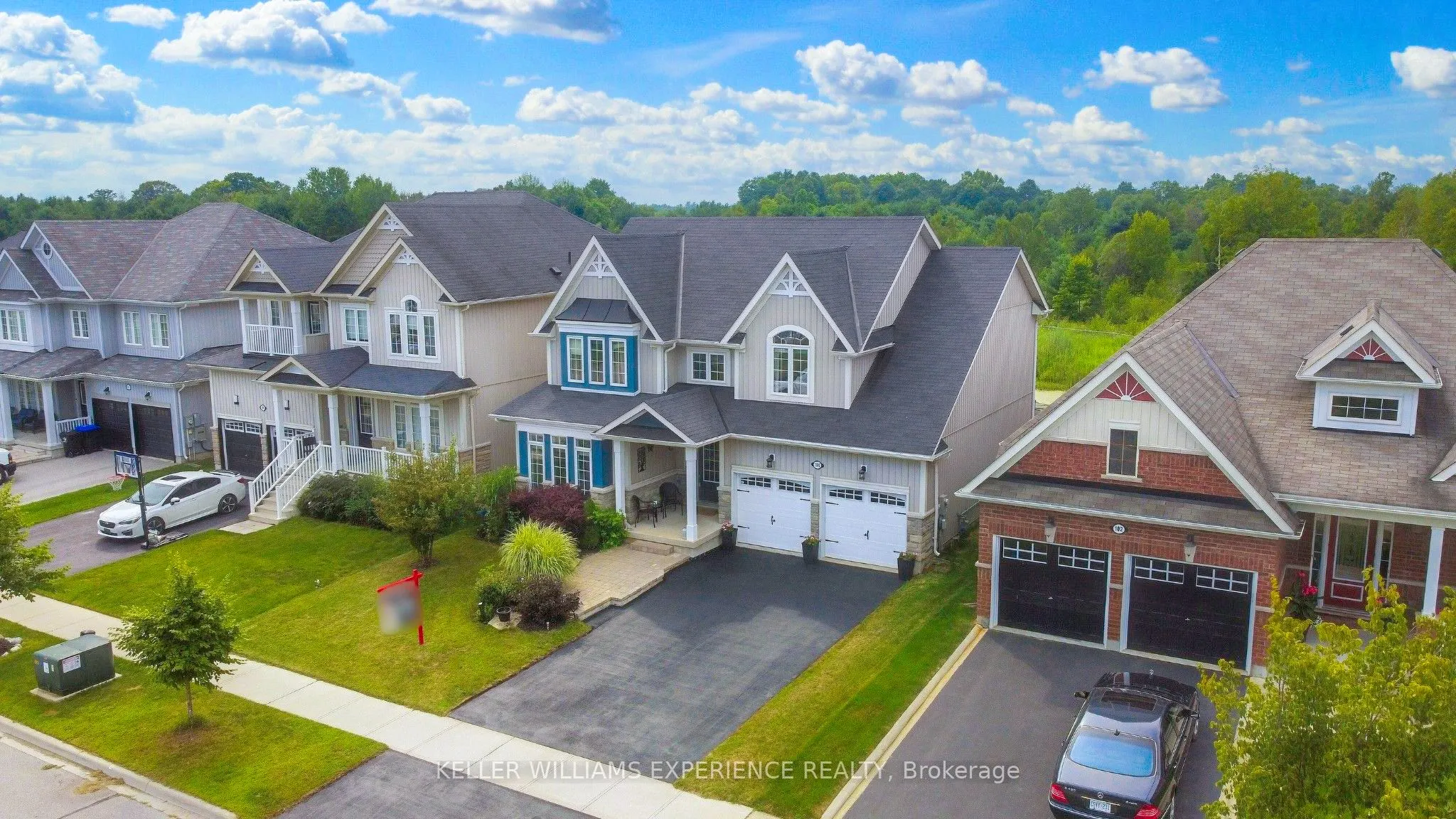 100 Mount Crescent