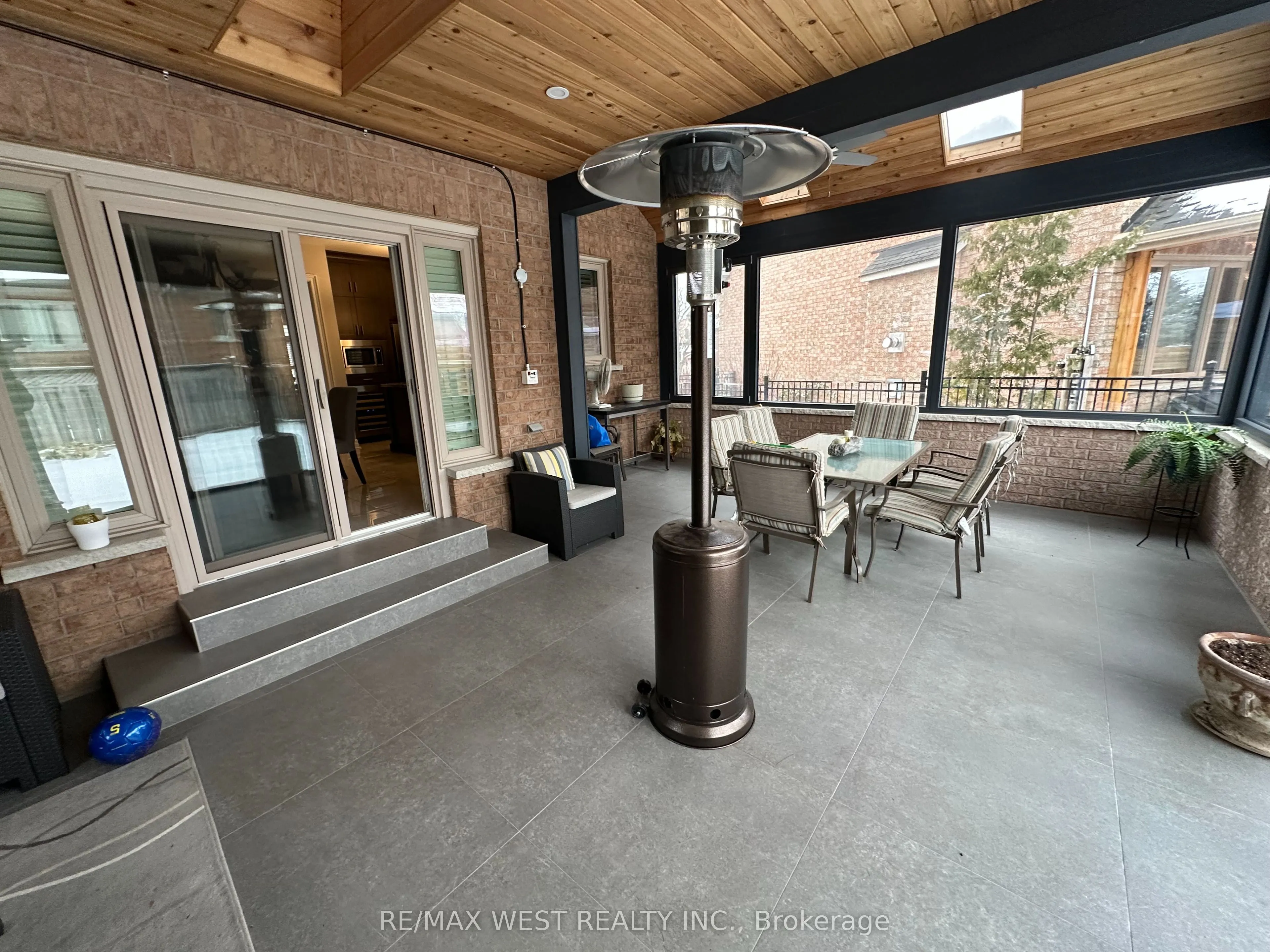 65 Burnhaven Avenue