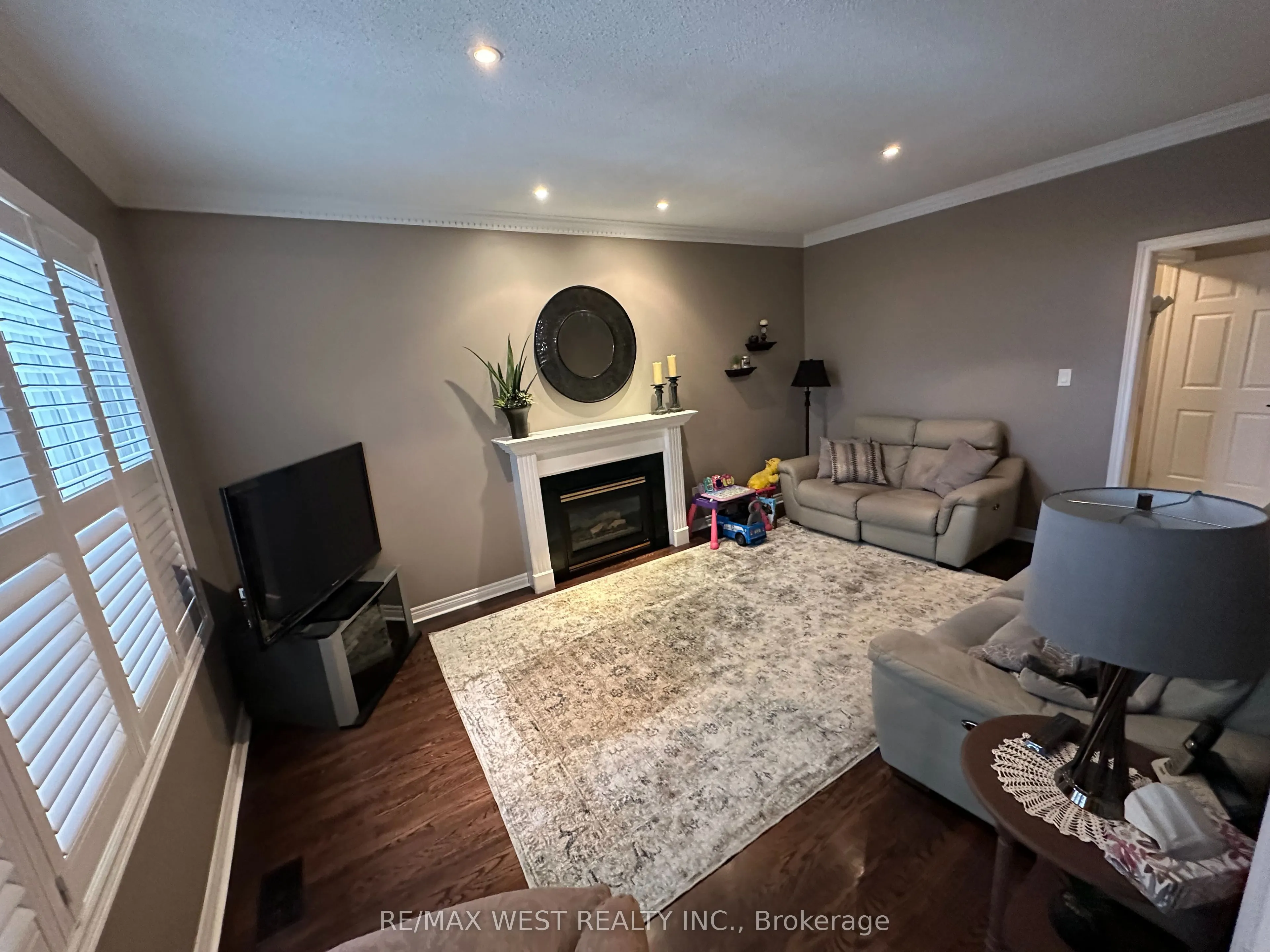 65 Burnhaven Avenue