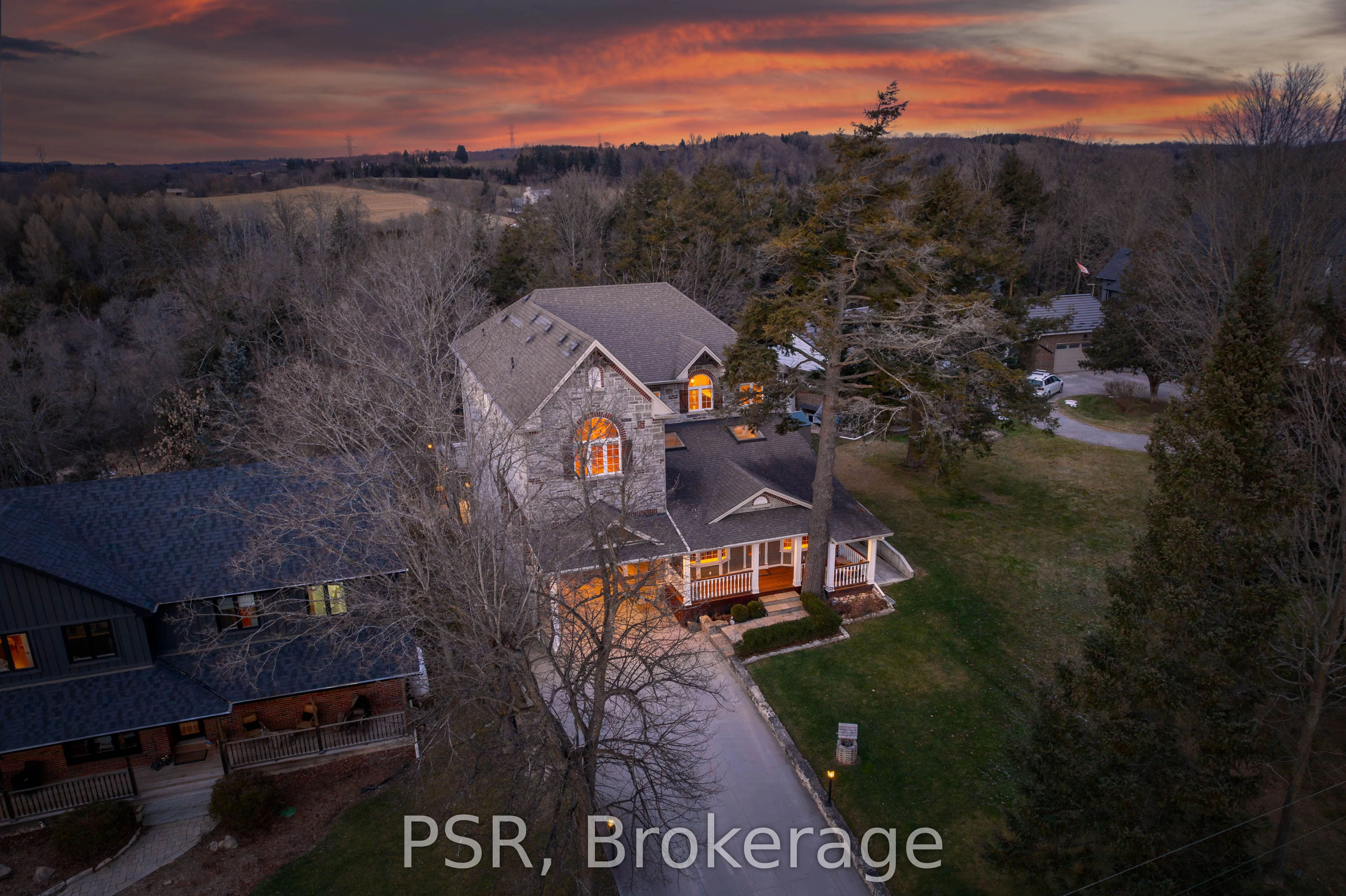 124 Elmpine Trail