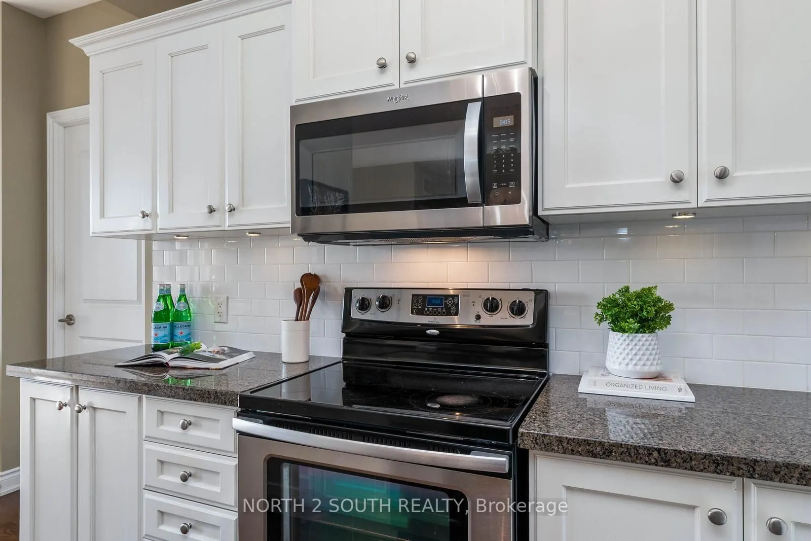 281 Woodbridge Avenue, #521