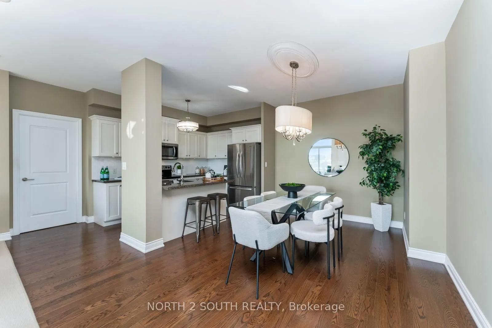 281 Woodbridge Avenue, #521