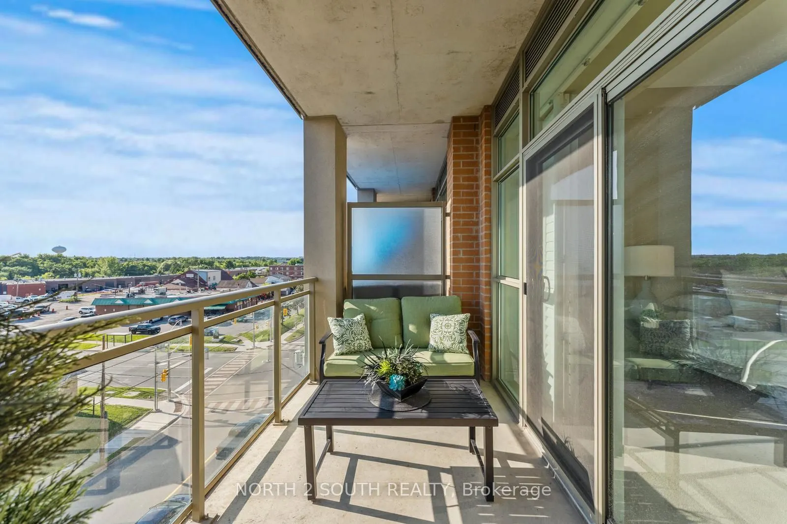 281 Woodbridge Avenue, #521