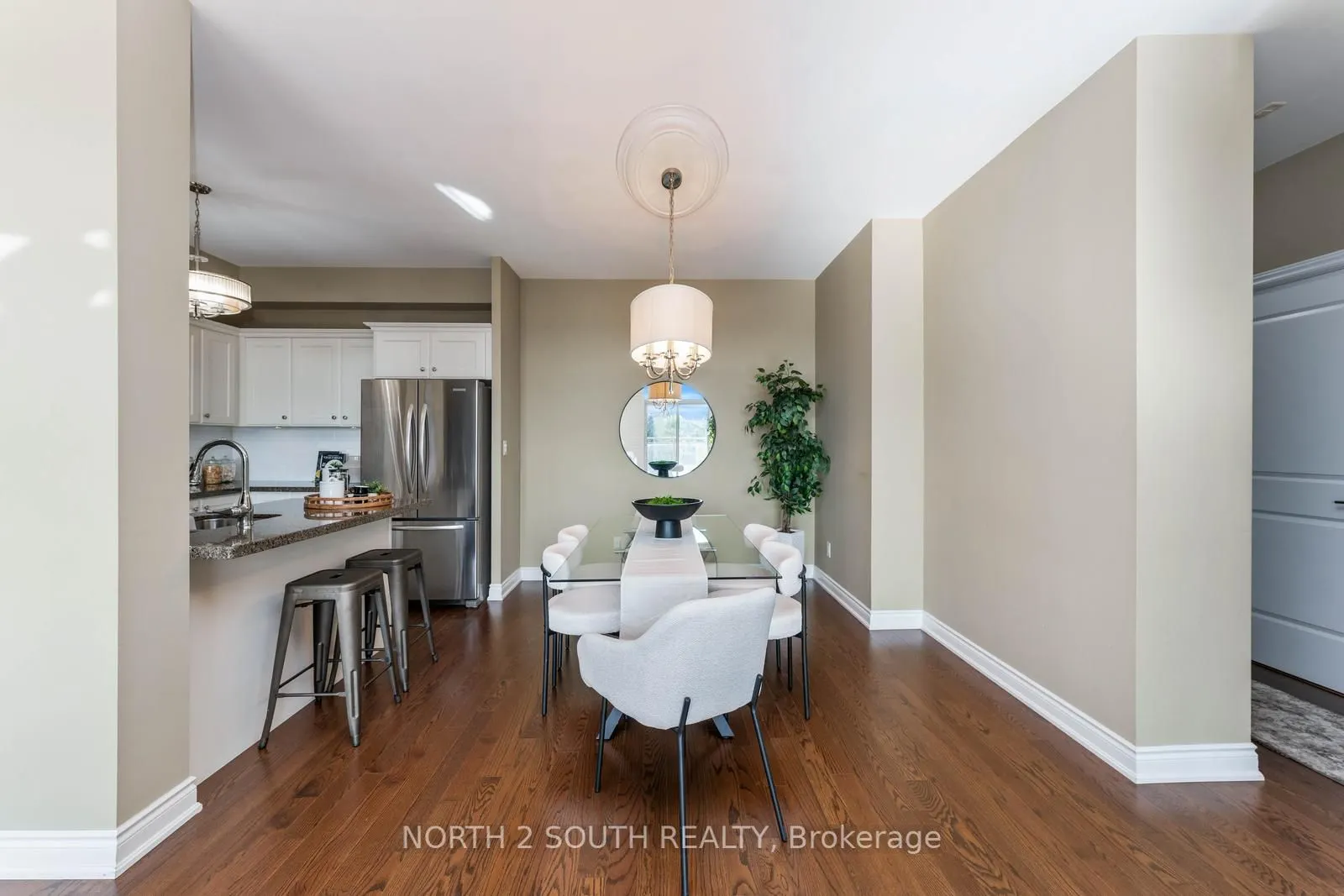 281 Woodbridge Avenue, #521