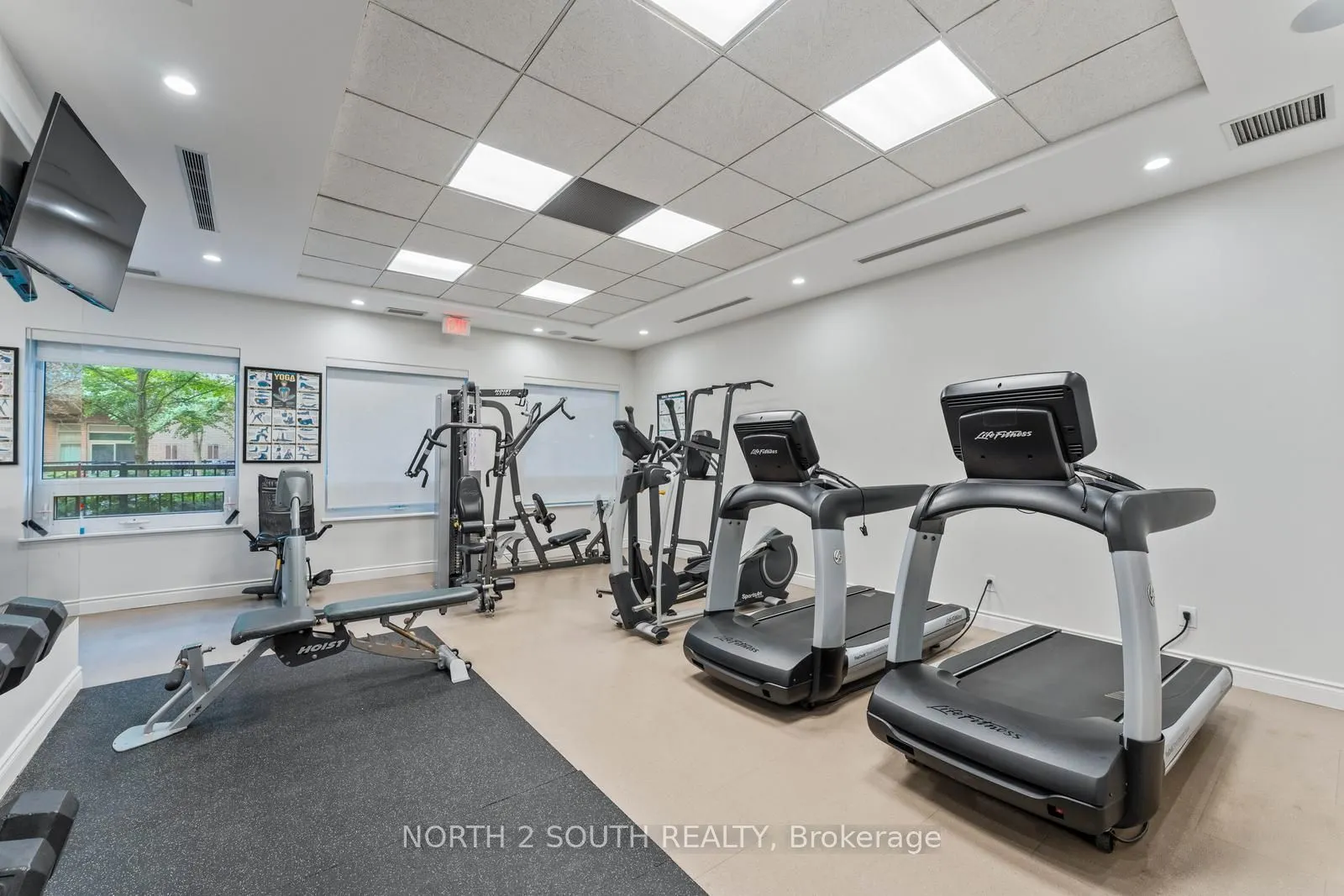 281 Woodbridge Avenue, #521