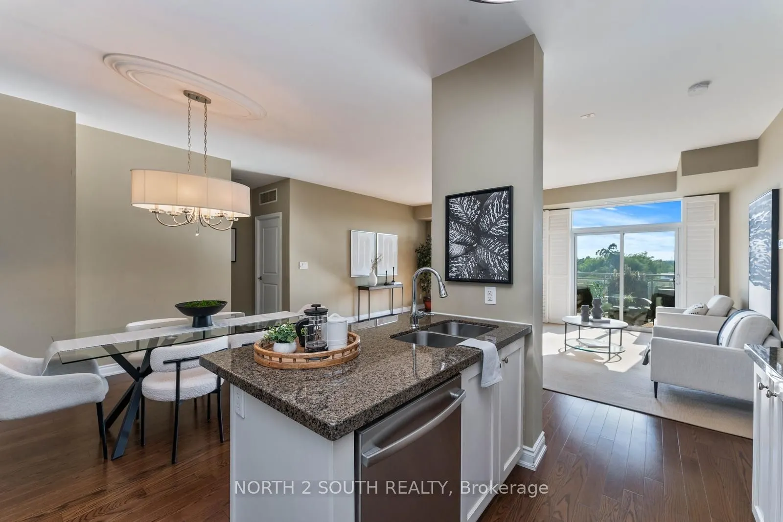 281 Woodbridge Avenue, #521
