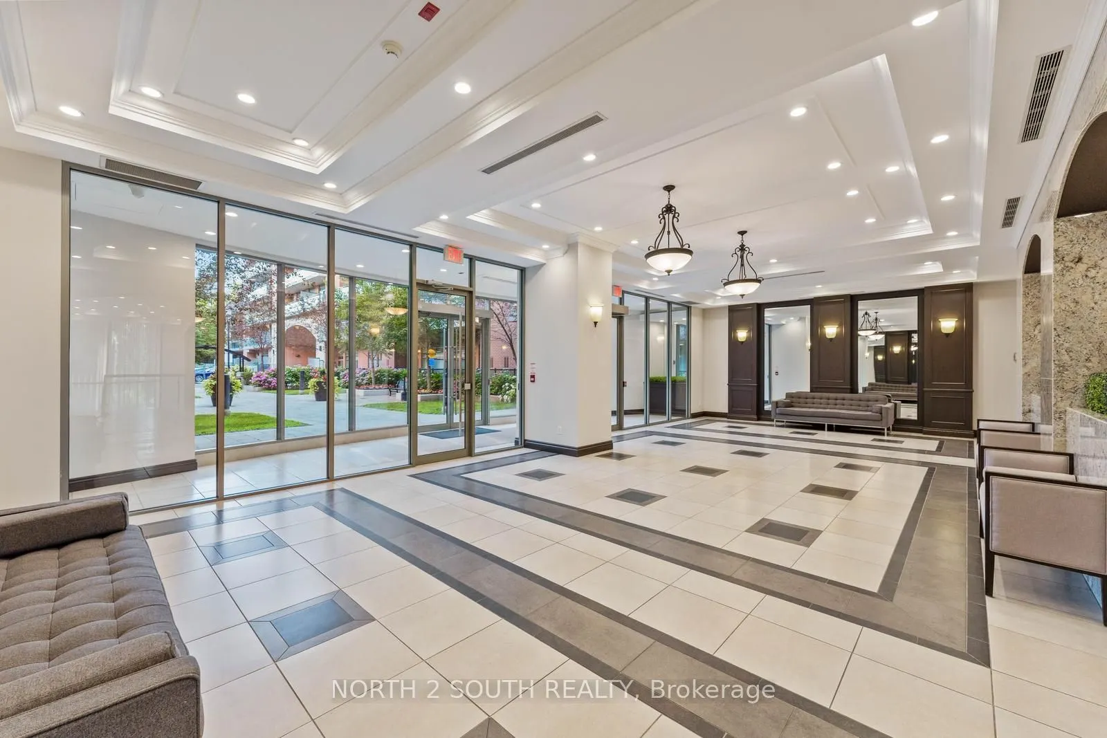 281 Woodbridge Avenue, #521