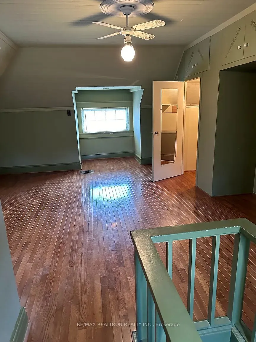 47 Roseview Avenue