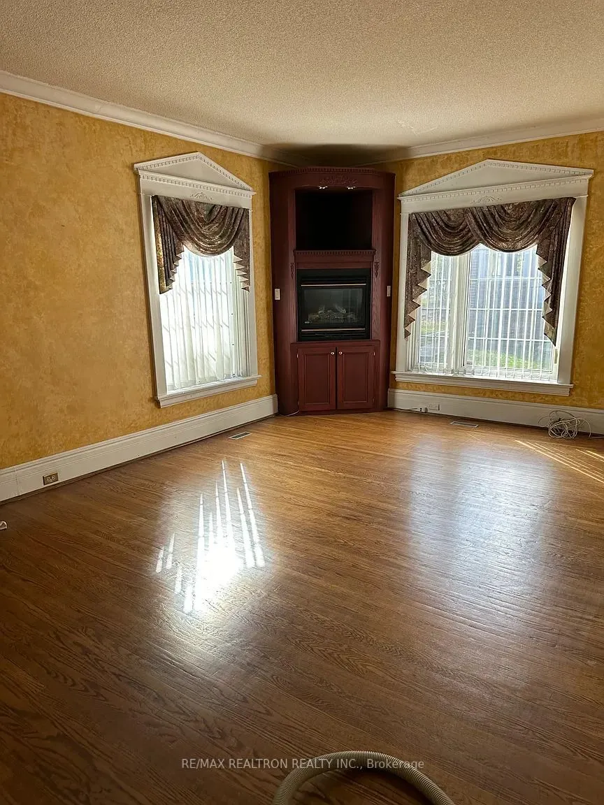 47 Roseview Avenue