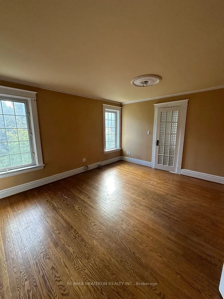 47 Roseview Avenue