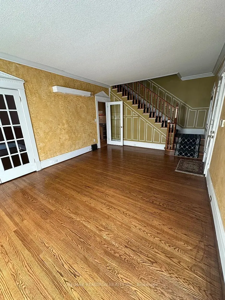 47 Roseview Avenue