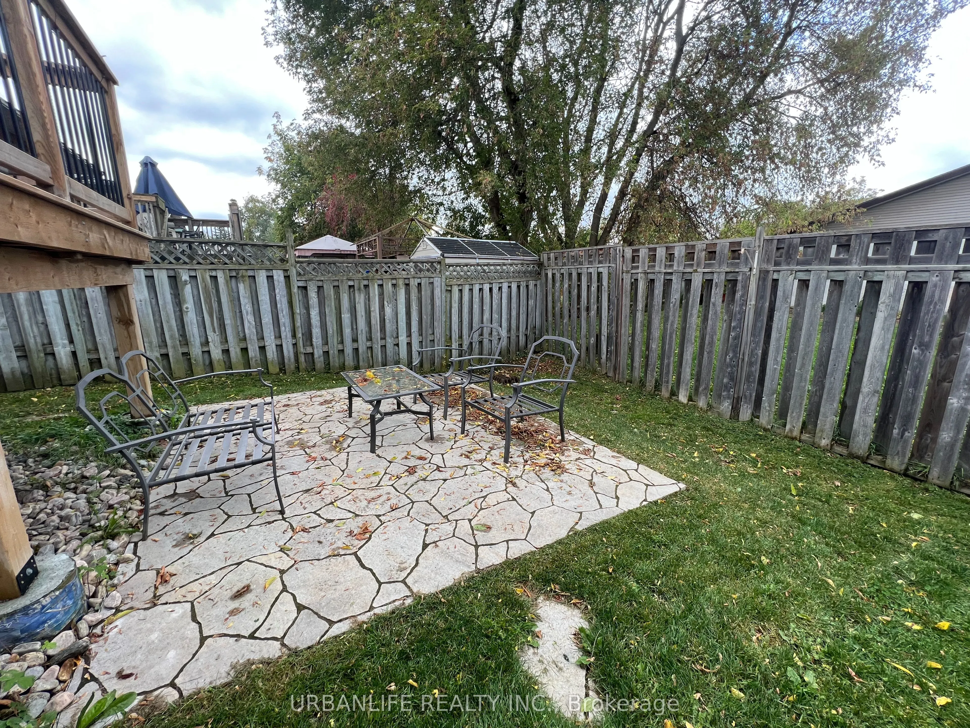 14 Newlands Avenue