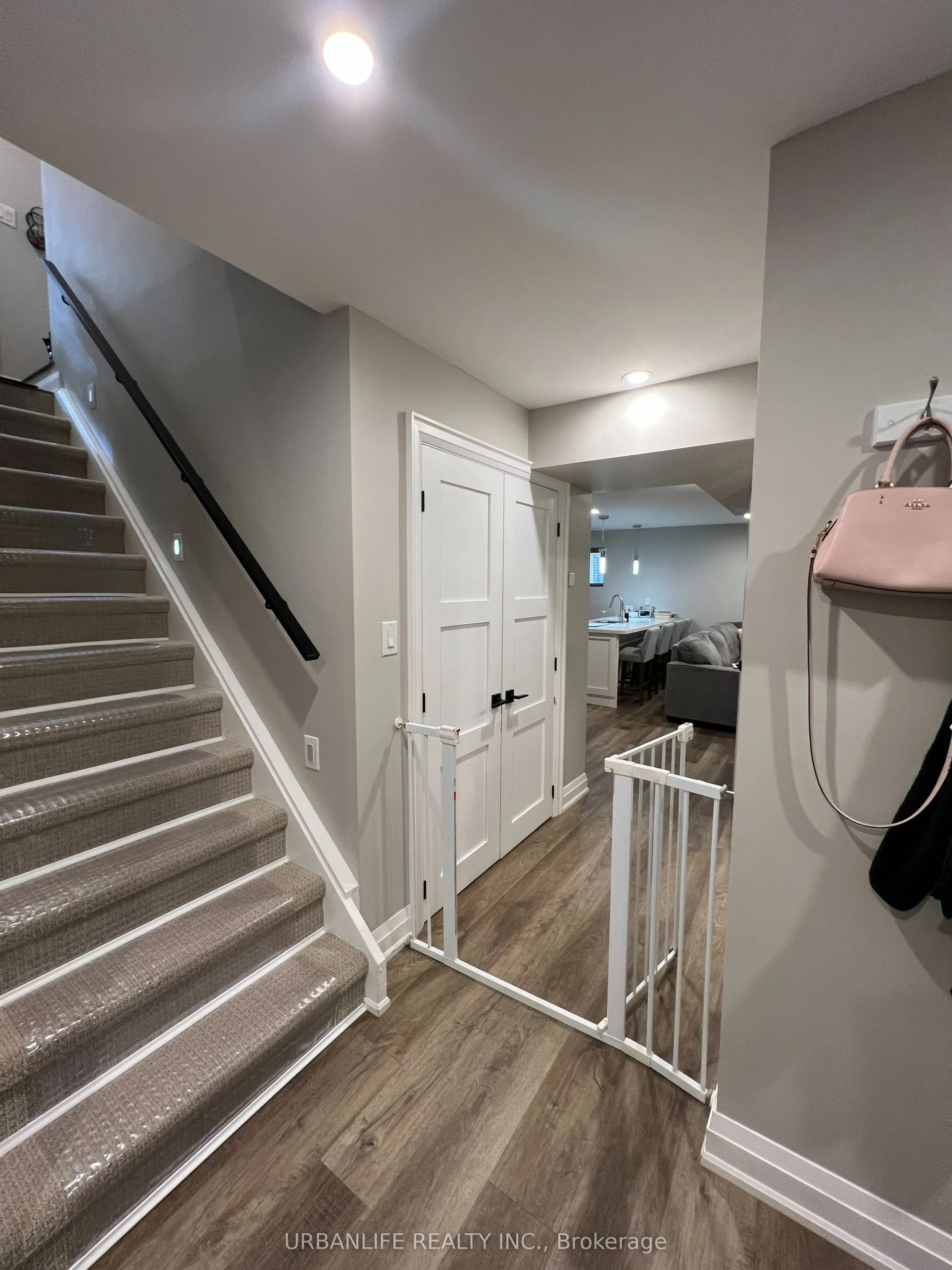 14 Newlands Avenue