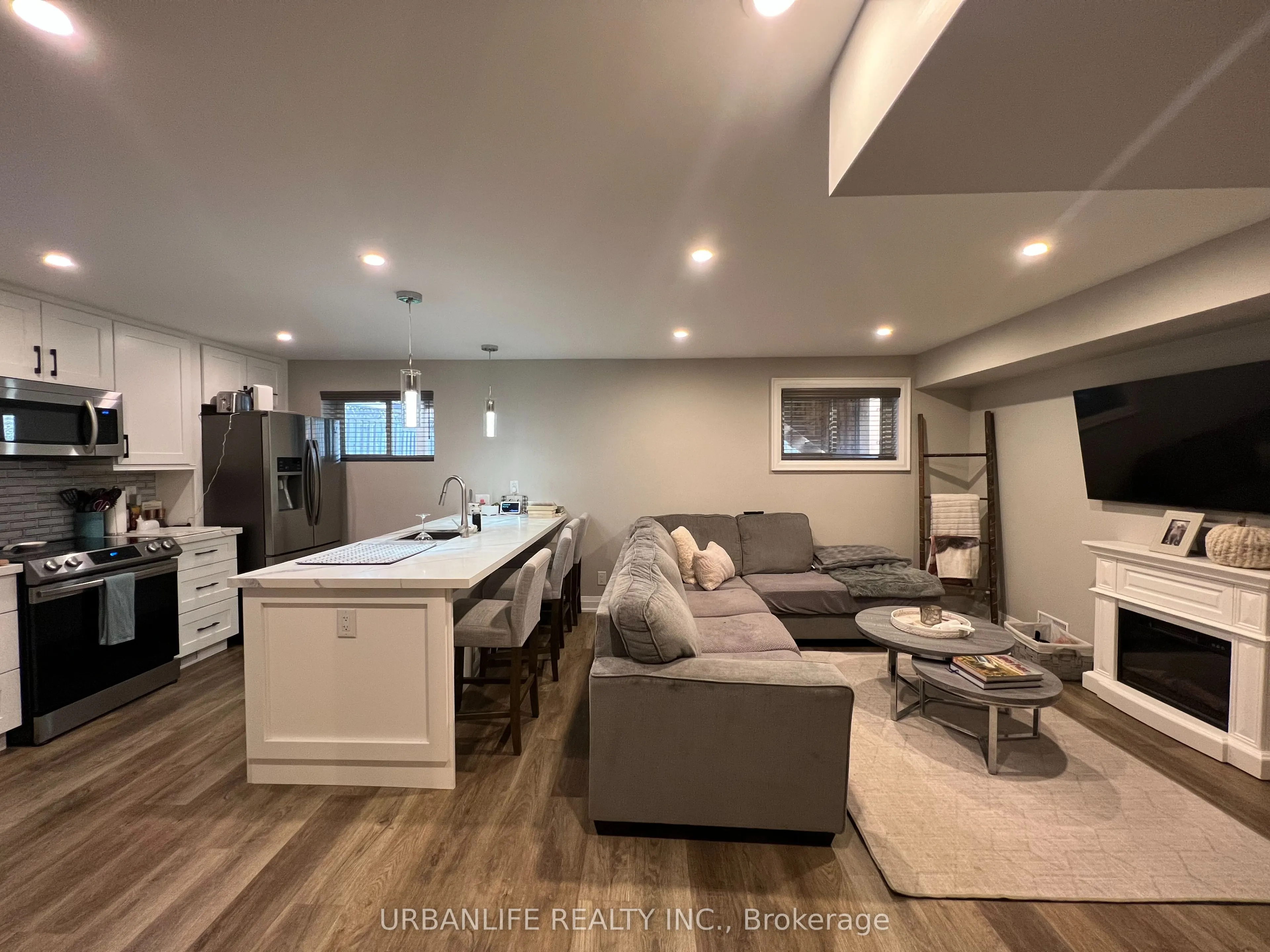 14 Newlands Avenue