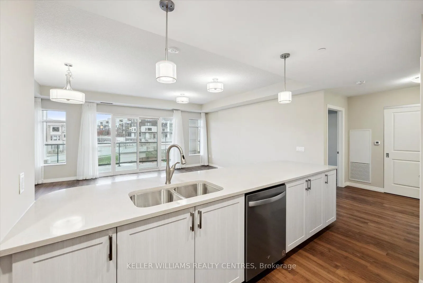 460 William Graham Drive #318