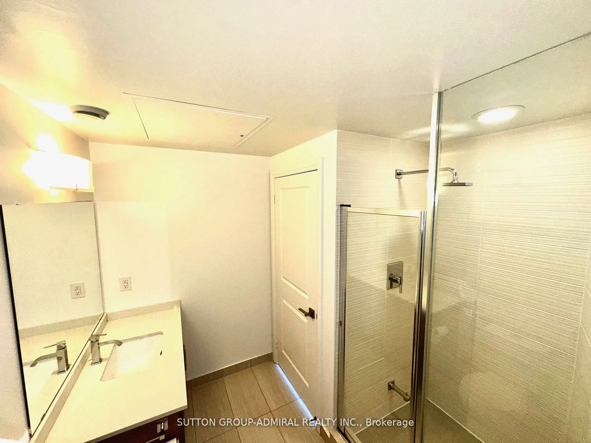 7171 Yonge Street, #1007
