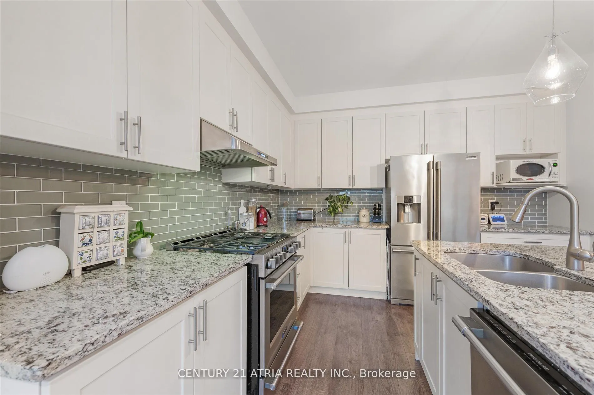 95 Beechborough Crescent