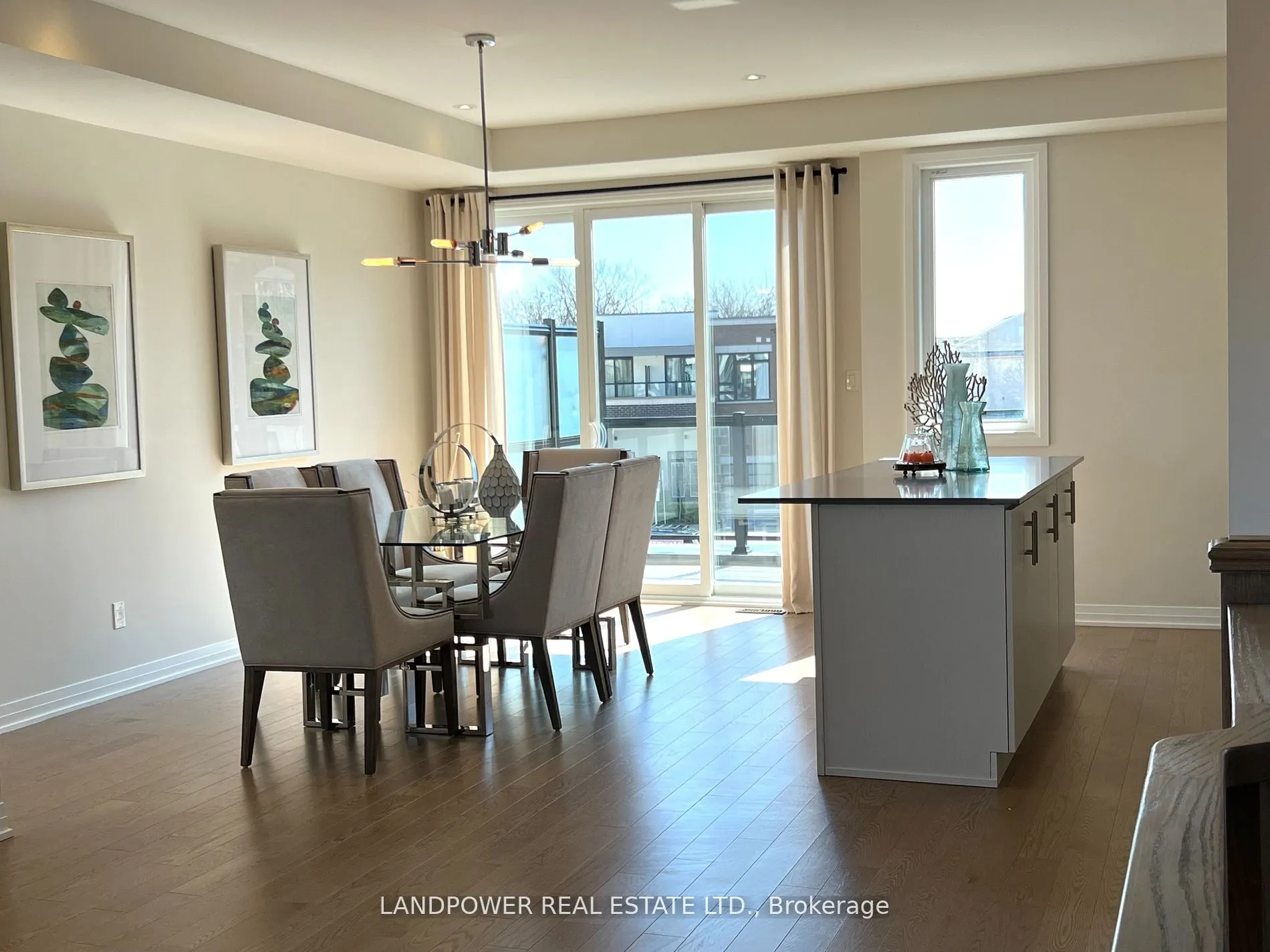 1655 Bur Oak Avenue #14