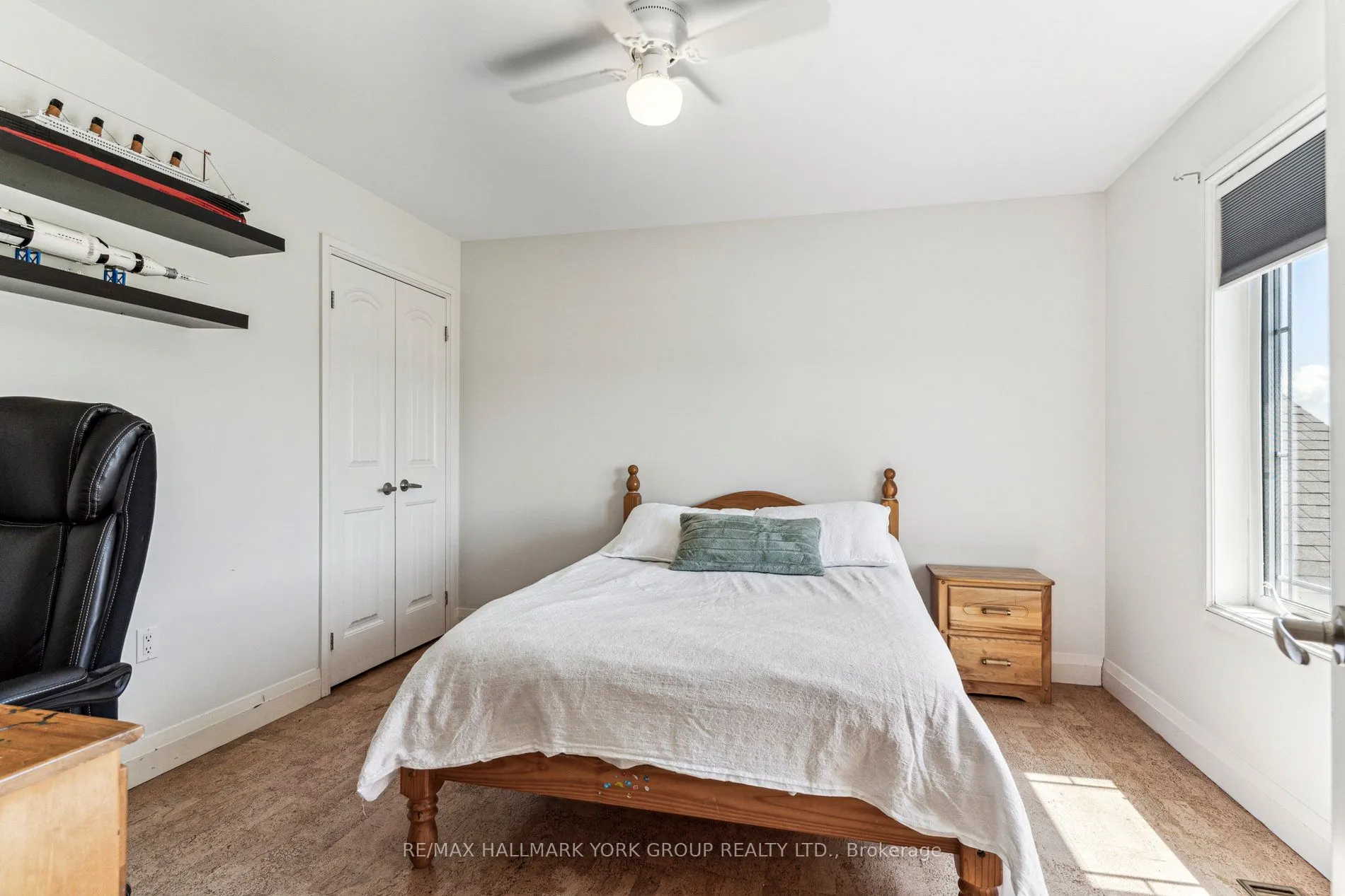 27 Bagshaw Crescent