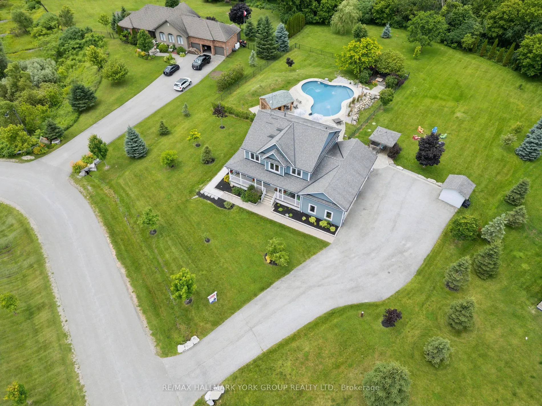 27 Bagshaw Crescent