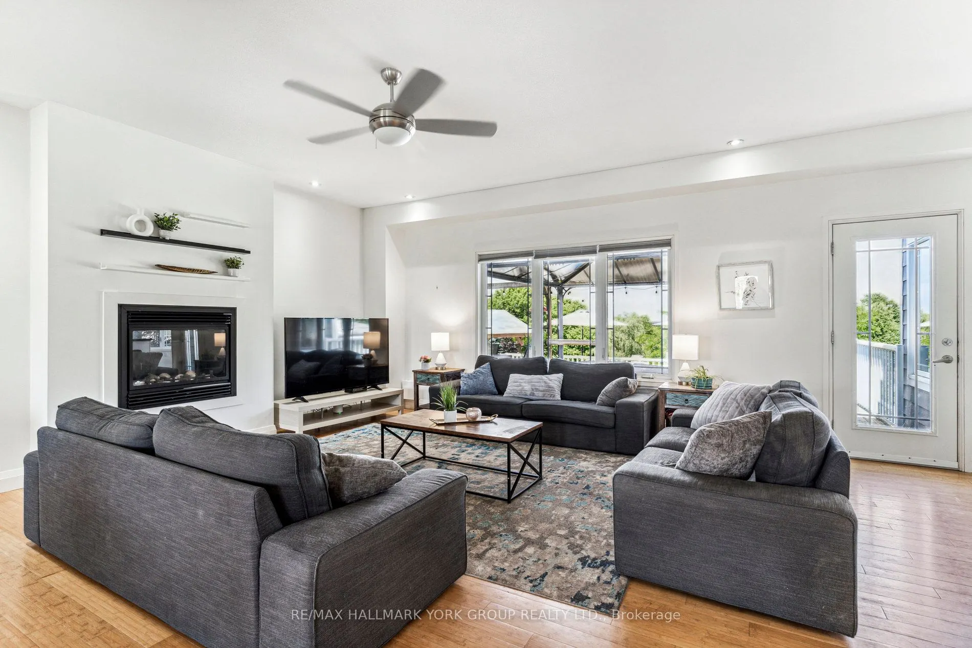 27 Bagshaw Crescent