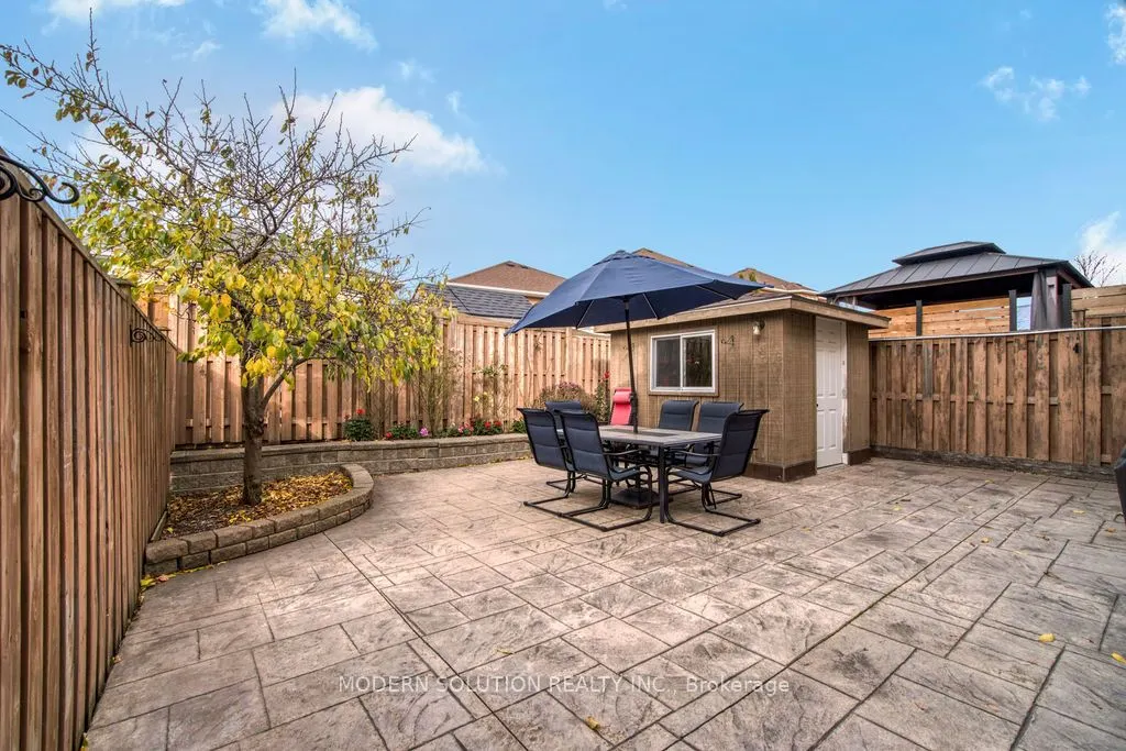 119 Blackthorn Drive