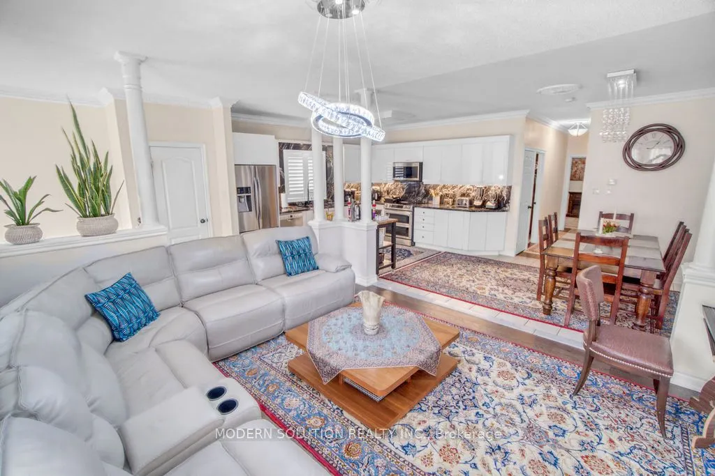 119 Blackthorn Drive