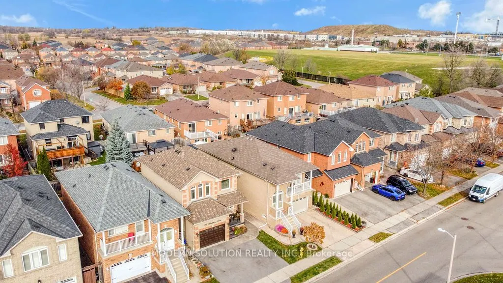 119 Blackthorn Drive