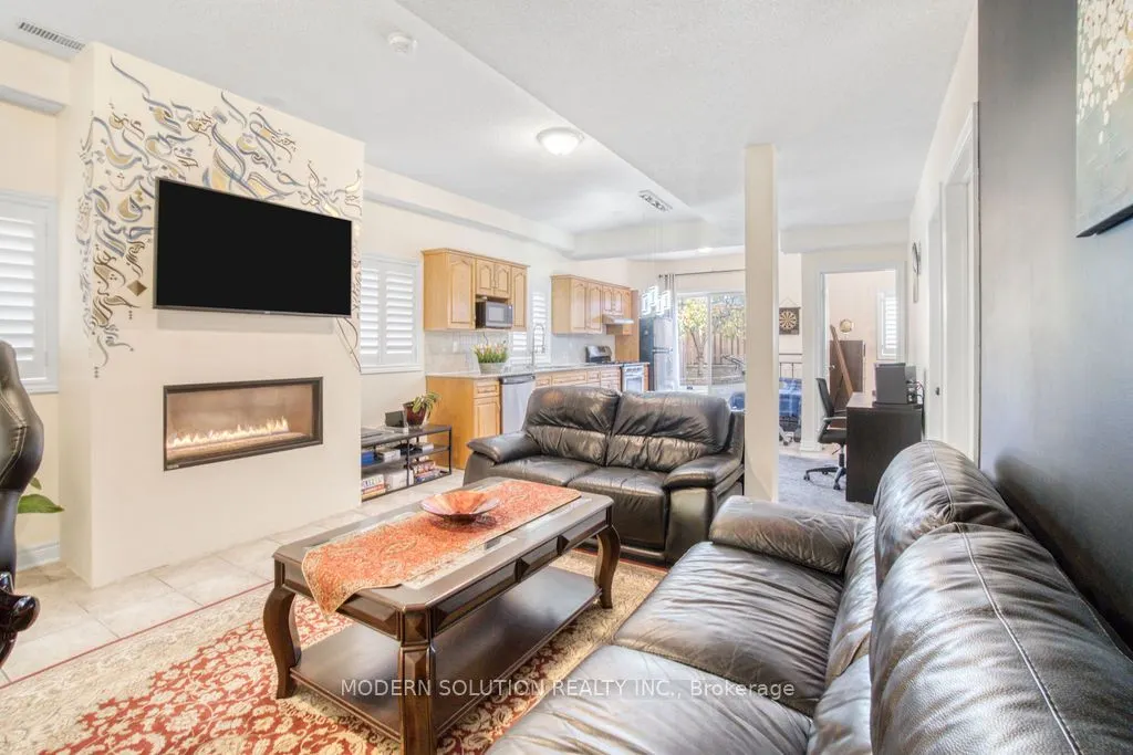 119 Blackthorn Drive