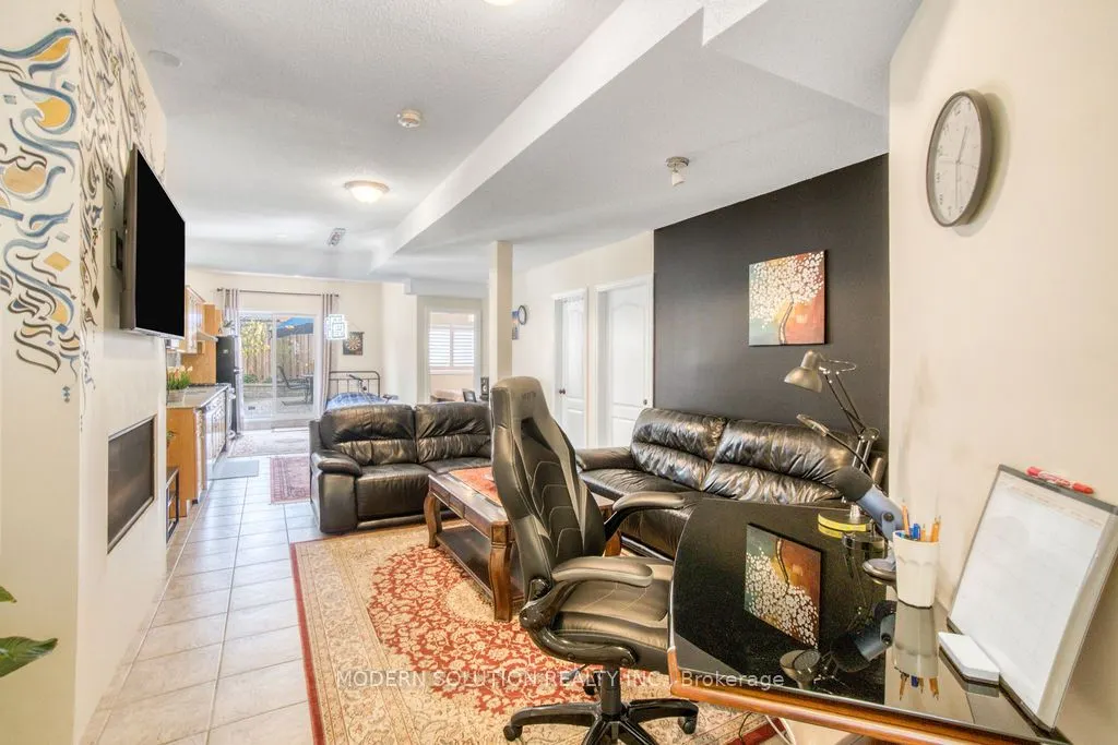 119 Blackthorn Drive
