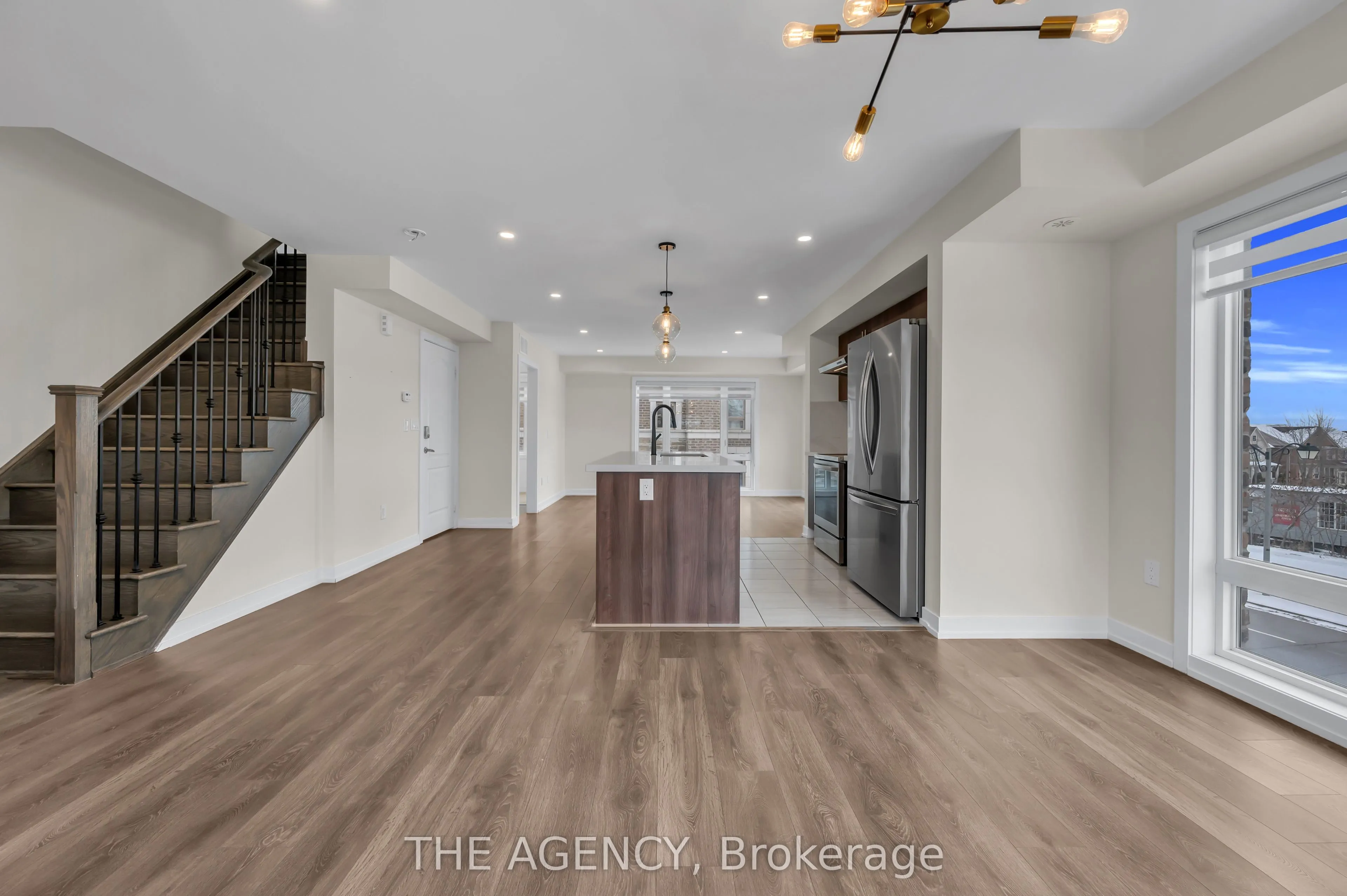 10 Westmeath Lane, #2202