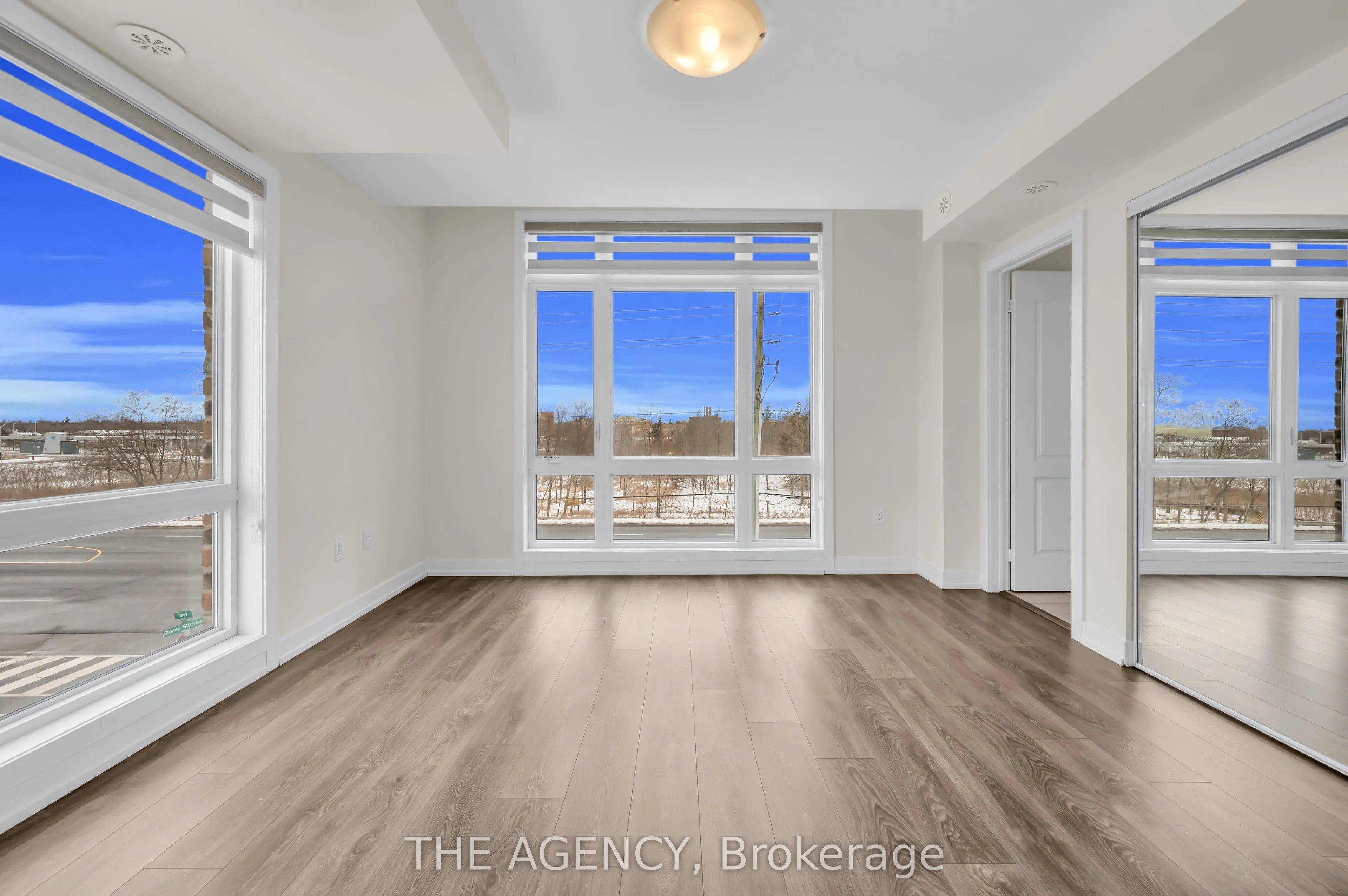10 Westmeath Lane, #2202
