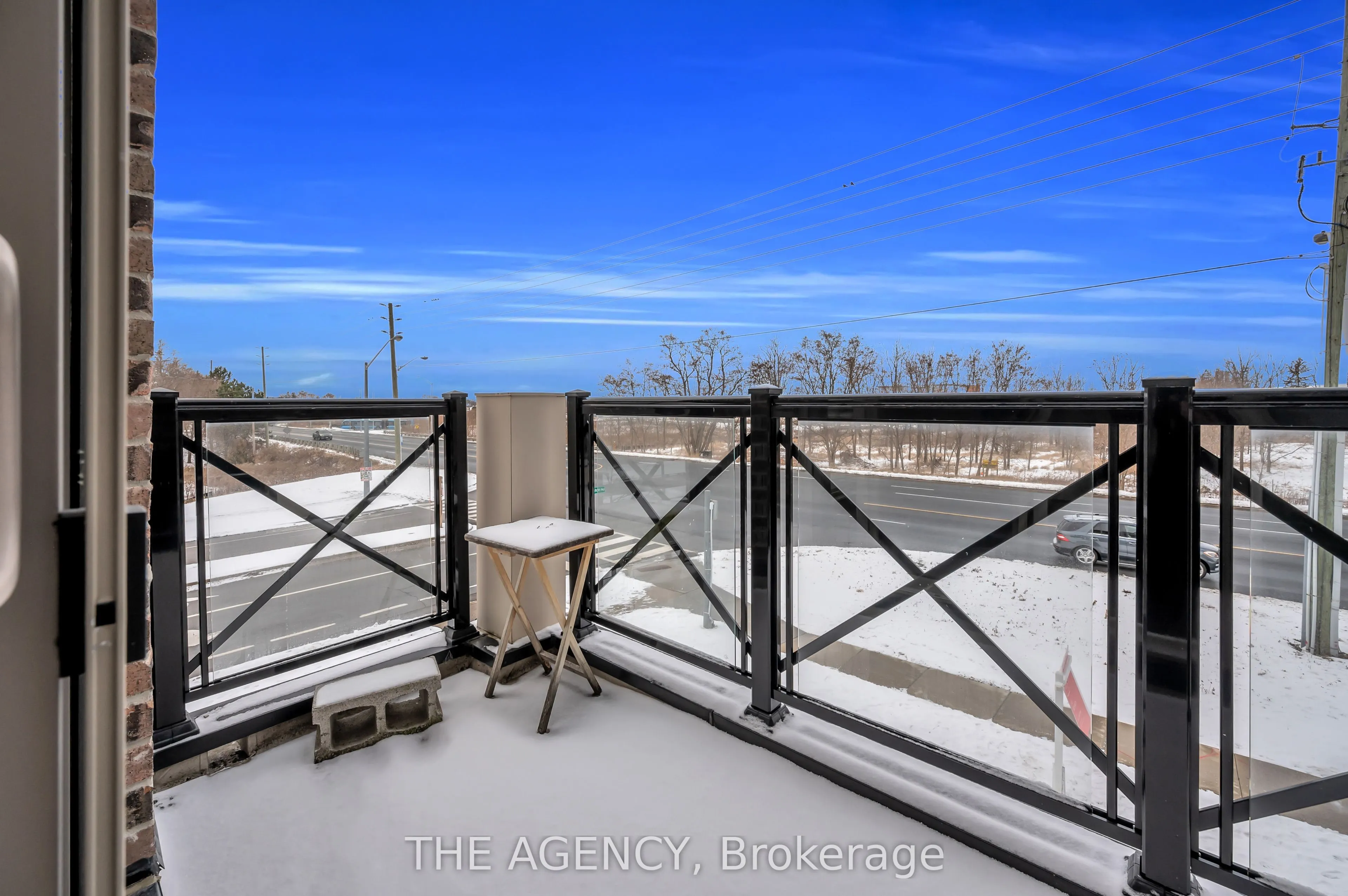 10 Westmeath Lane, #2202