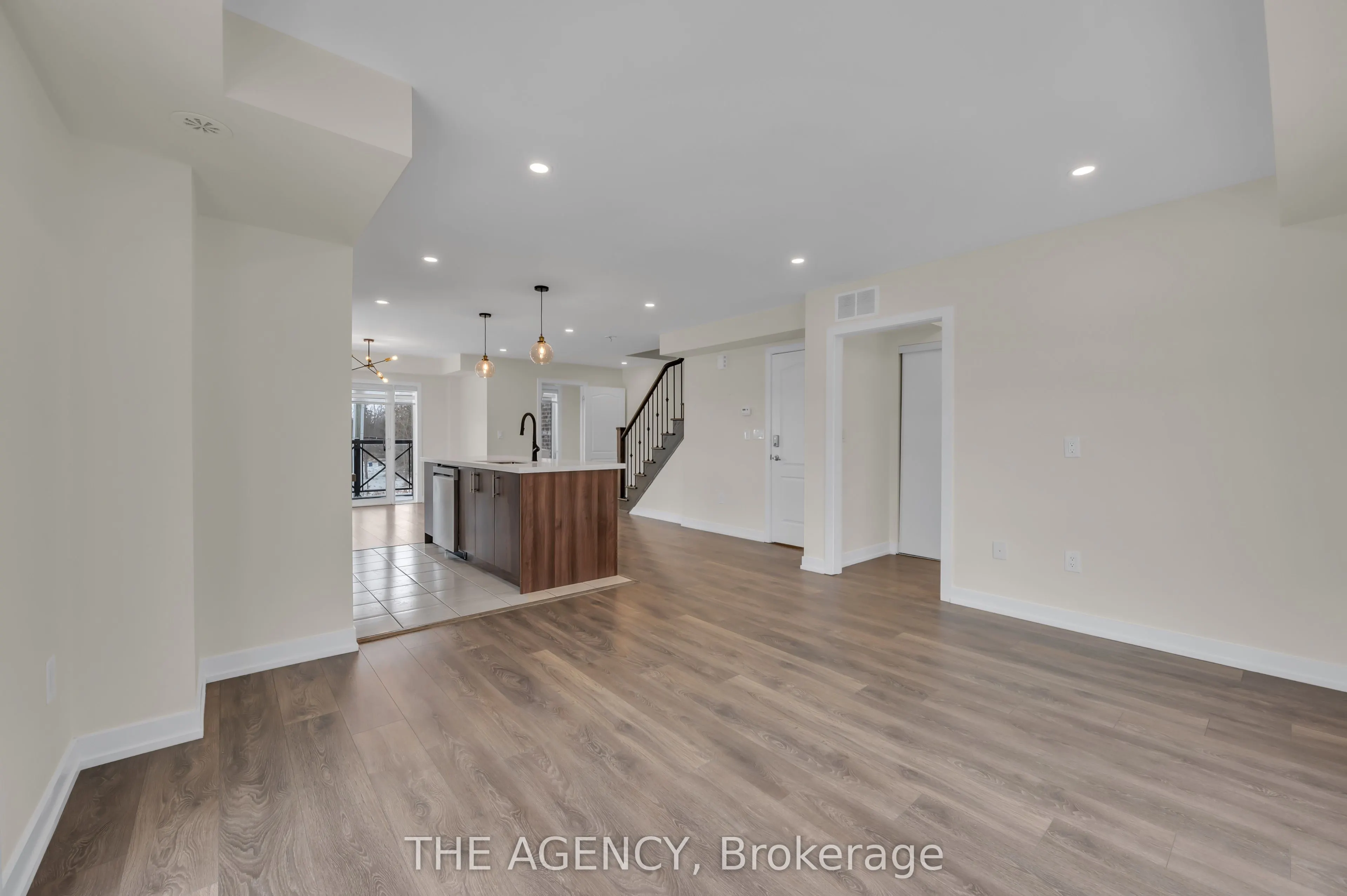 10 Westmeath Lane, #2202
