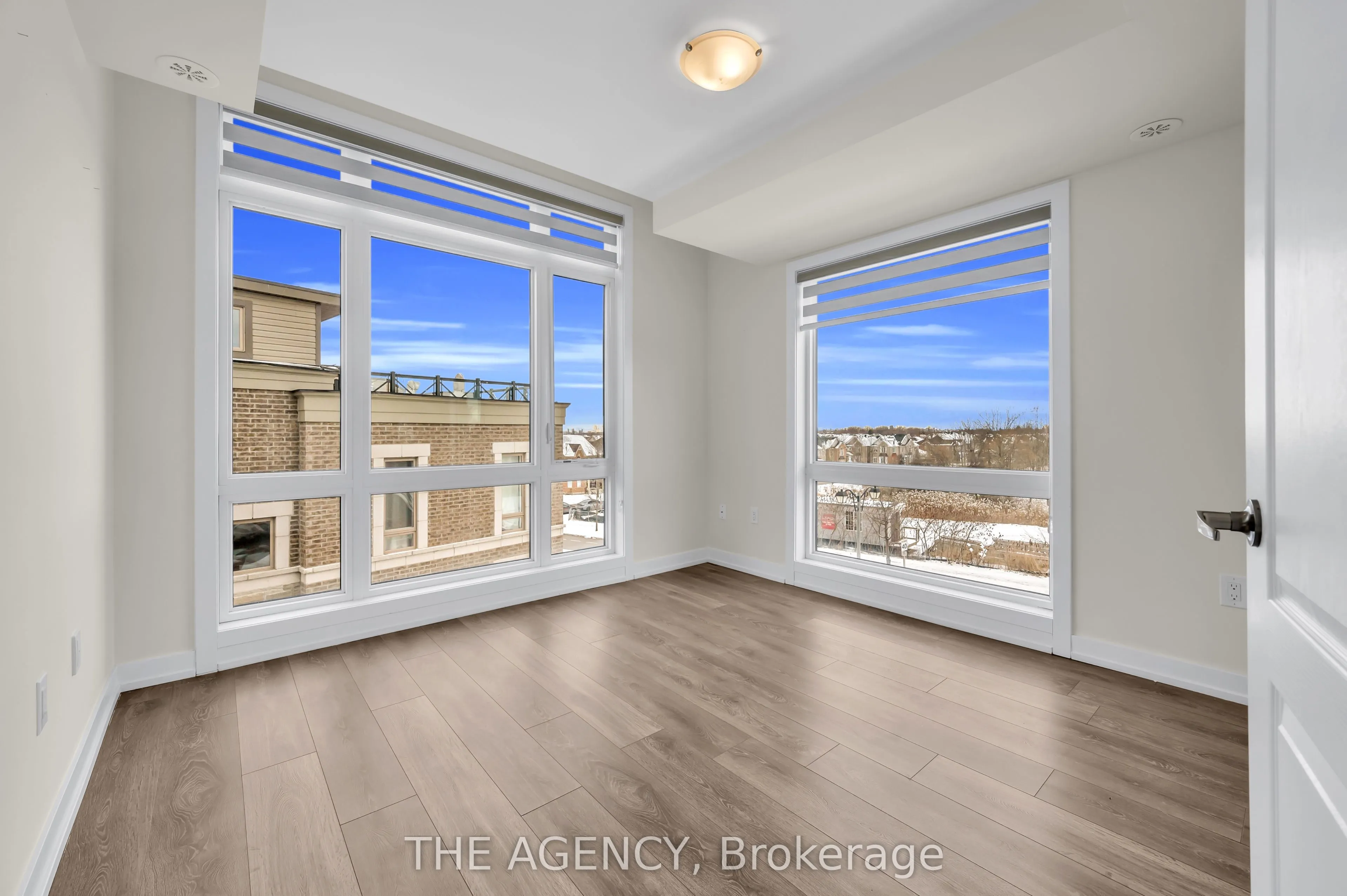10 Westmeath Lane, #2202