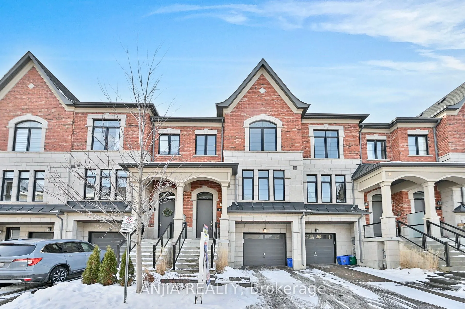 64 Duncombe Lane