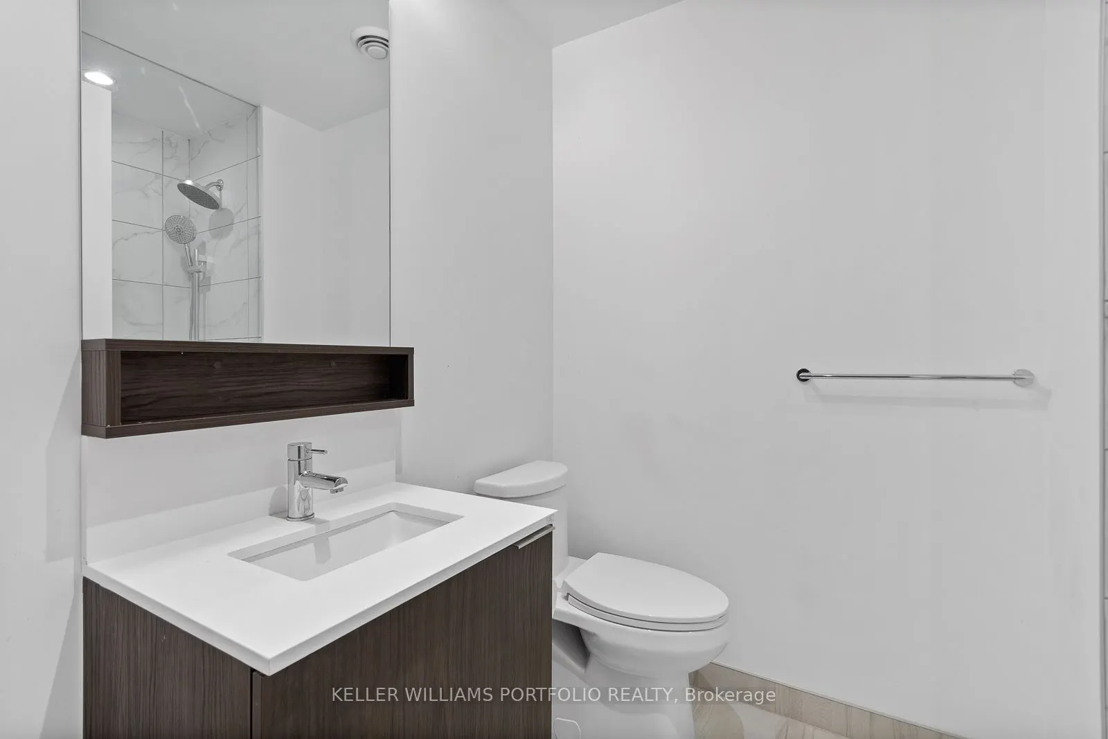 898 Portage Parkway, #4207