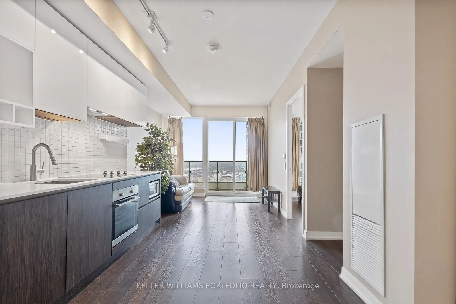 898 Portage Parkway, #4207