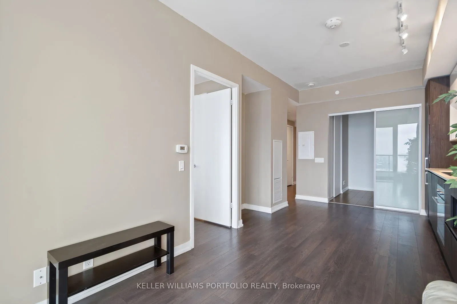 898 Portage Parkway, #4207