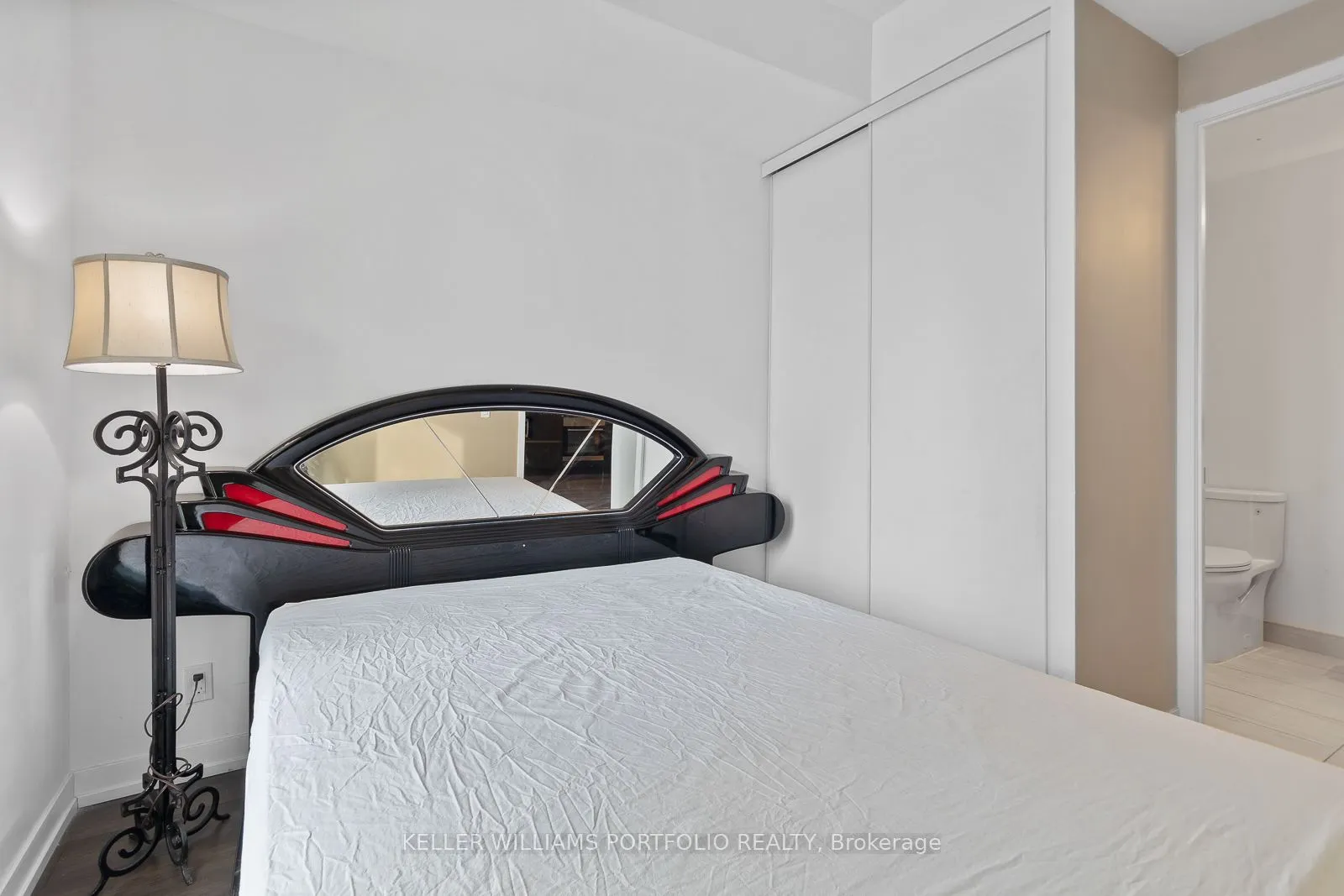 898 Portage Parkway, #4207