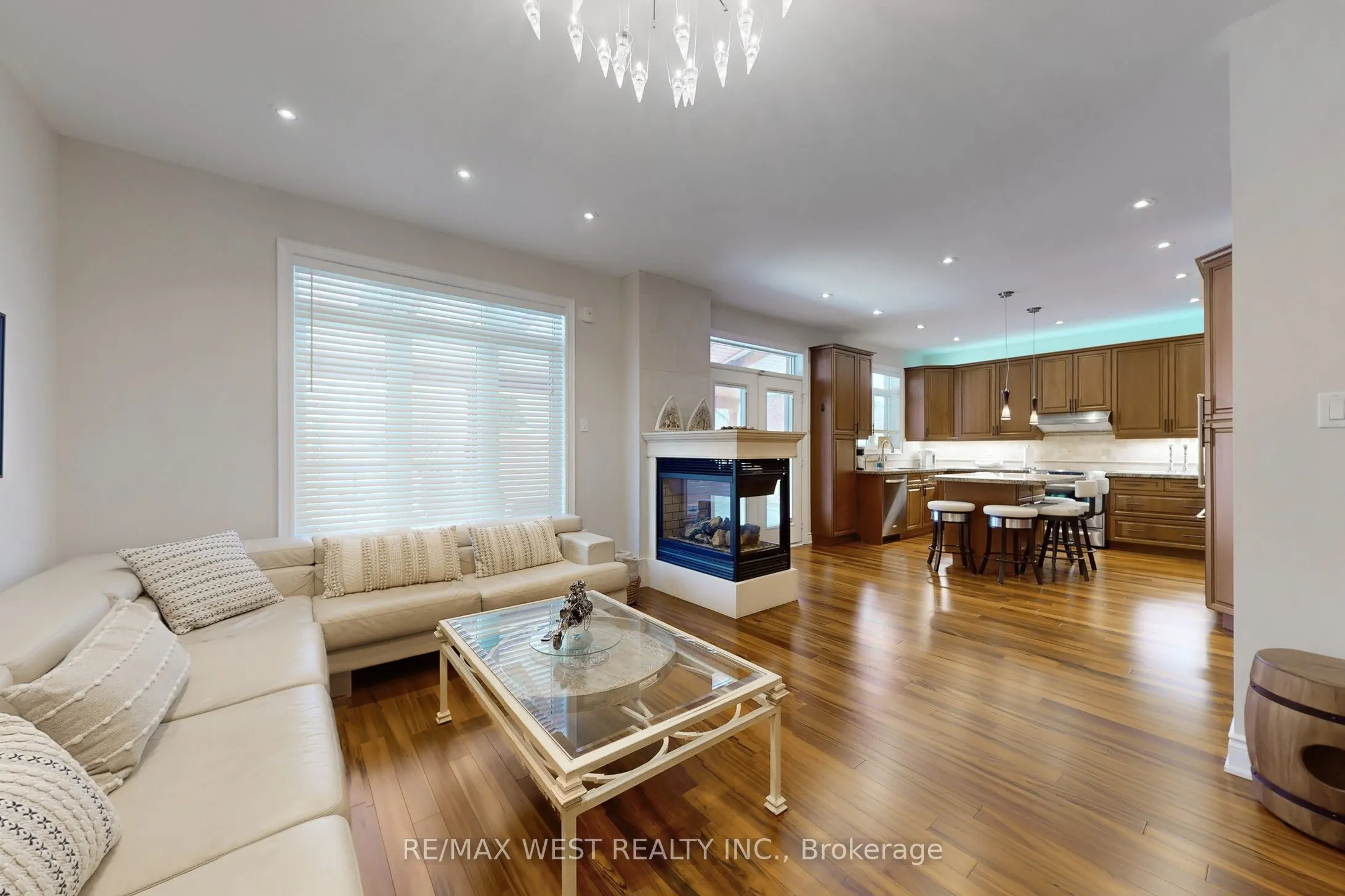 242 Marc Santi Boulevard