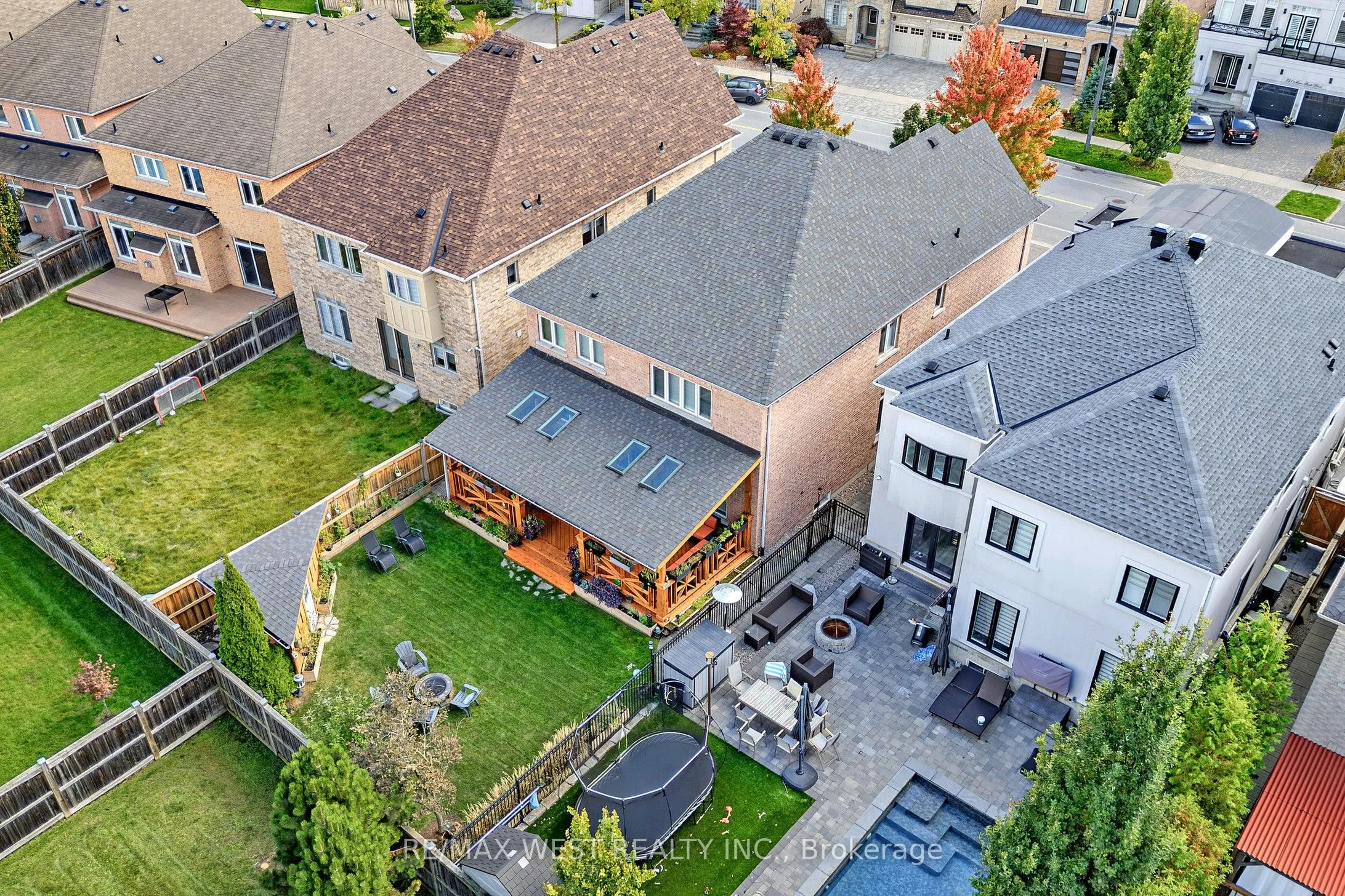 242 Marc Santi Boulevard