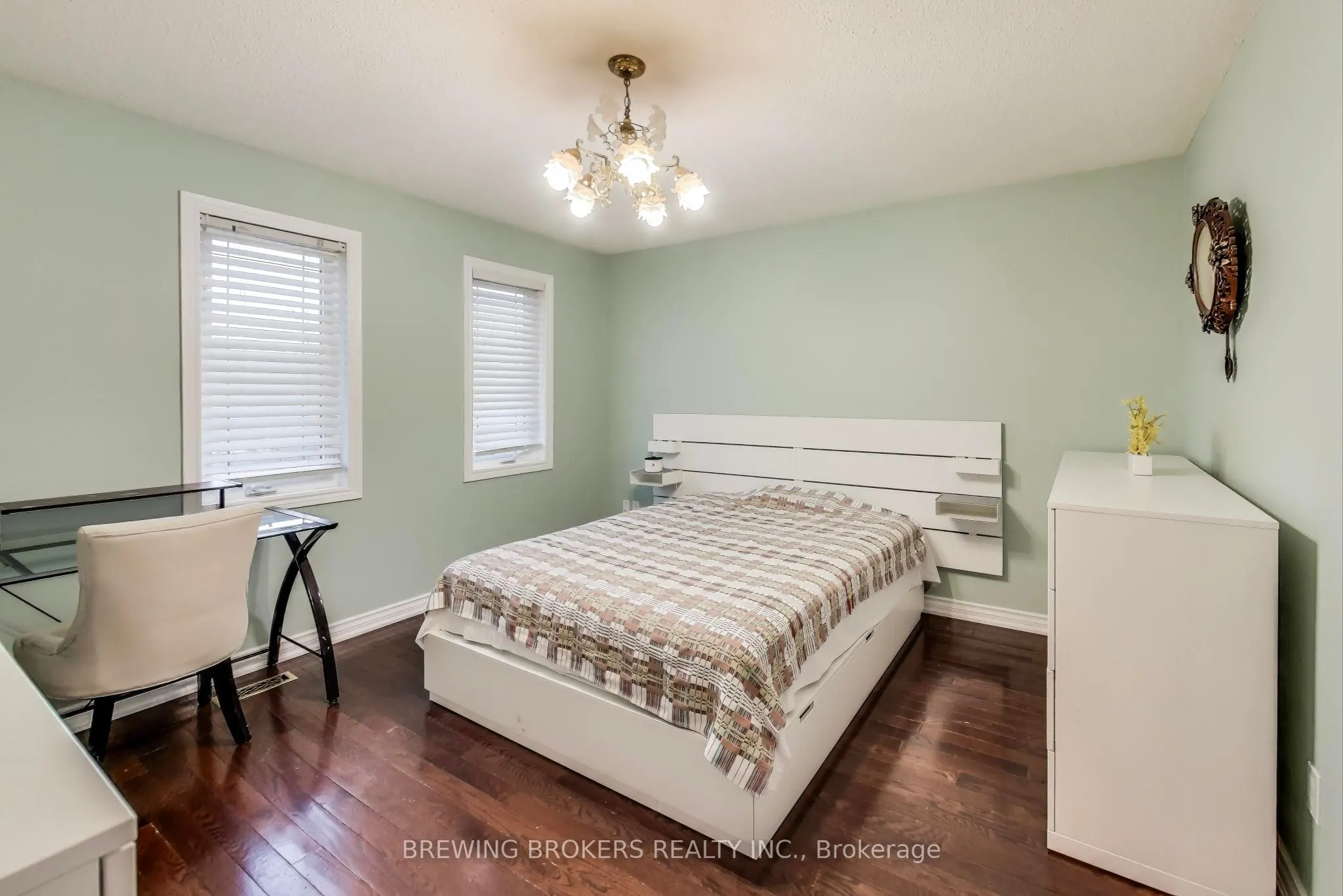 28A Westwood Lane