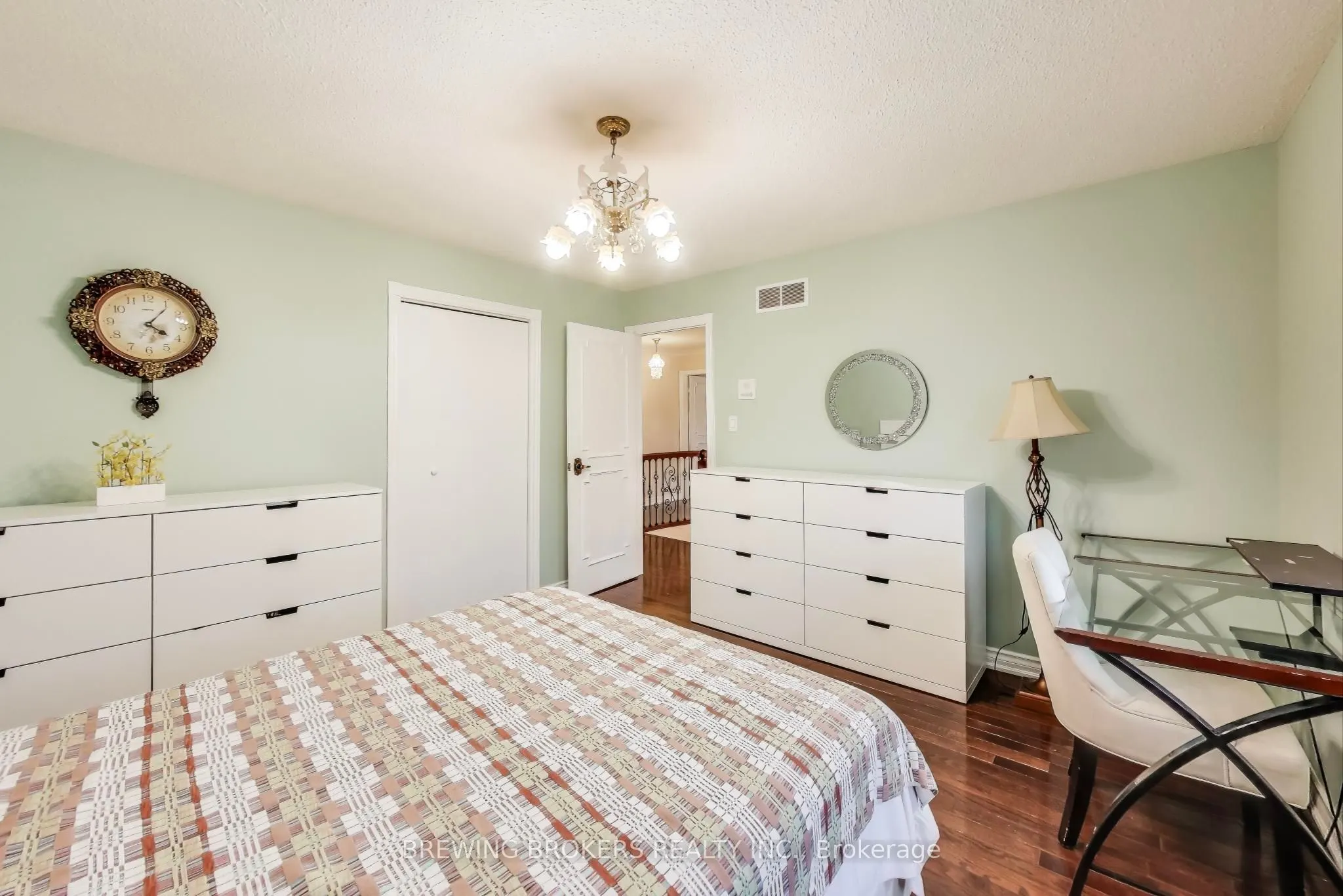 28A Westwood Lane