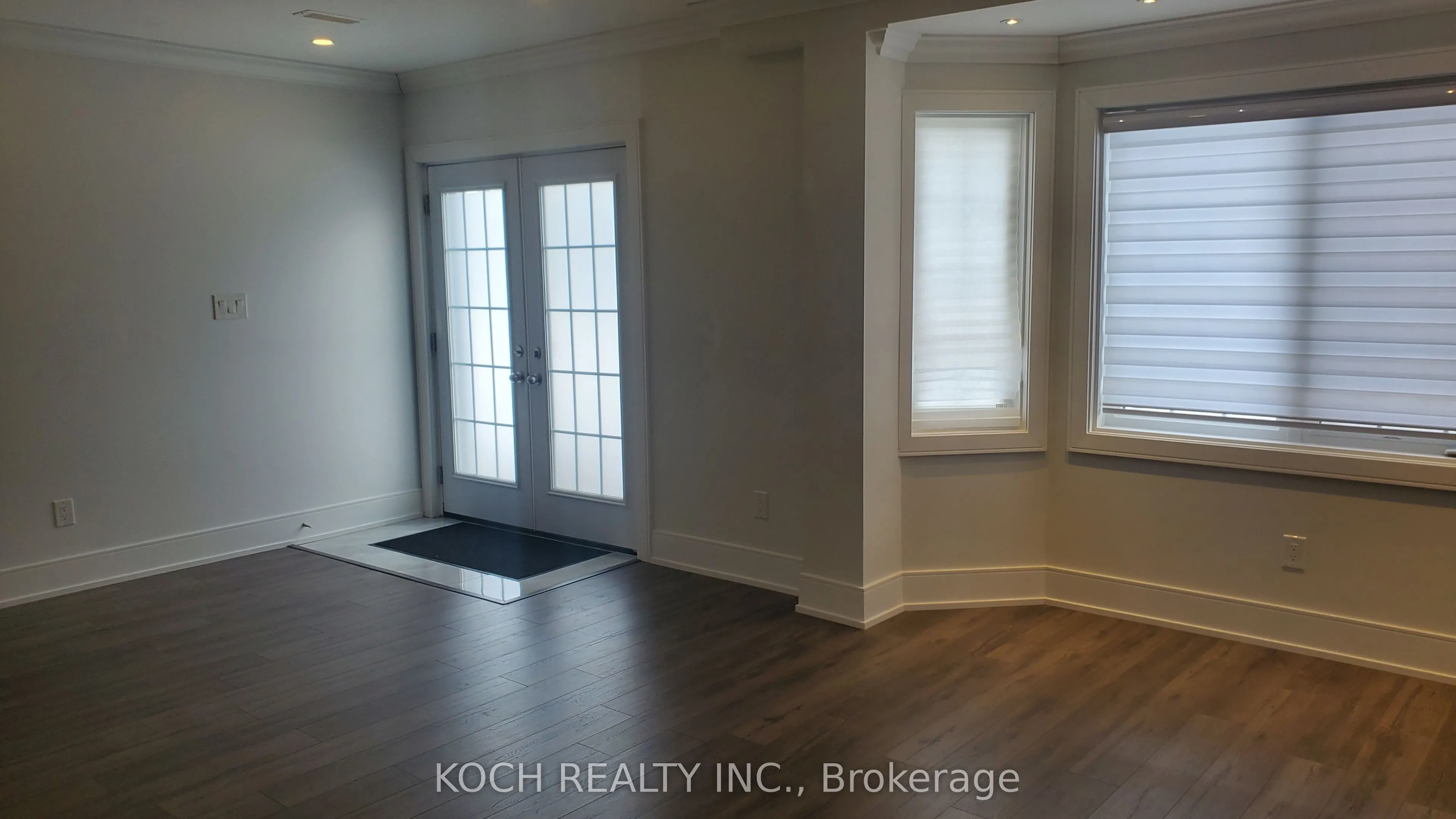1 Hurst Avenue