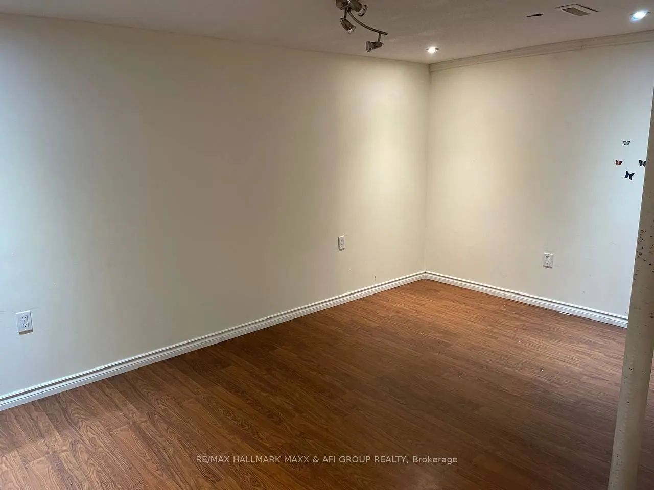 715 Mountview Place #Basement