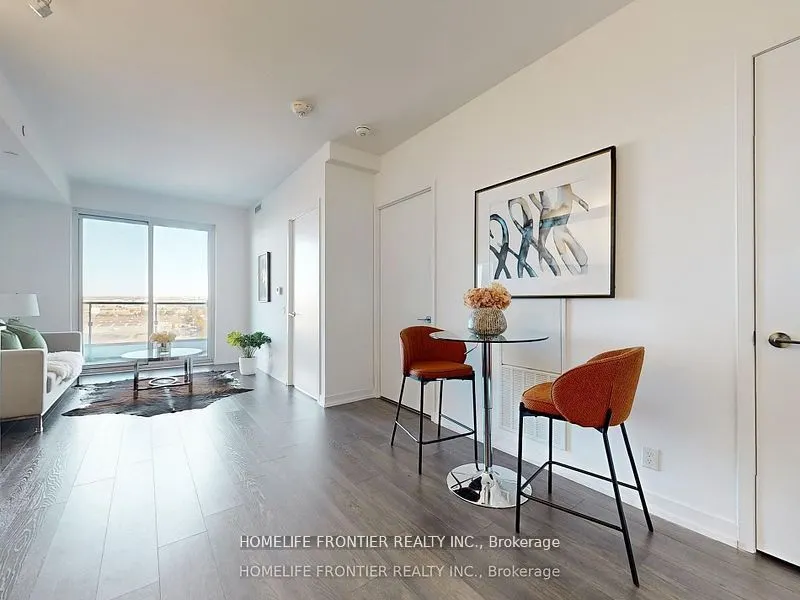 950 Portage Parkway, #1001